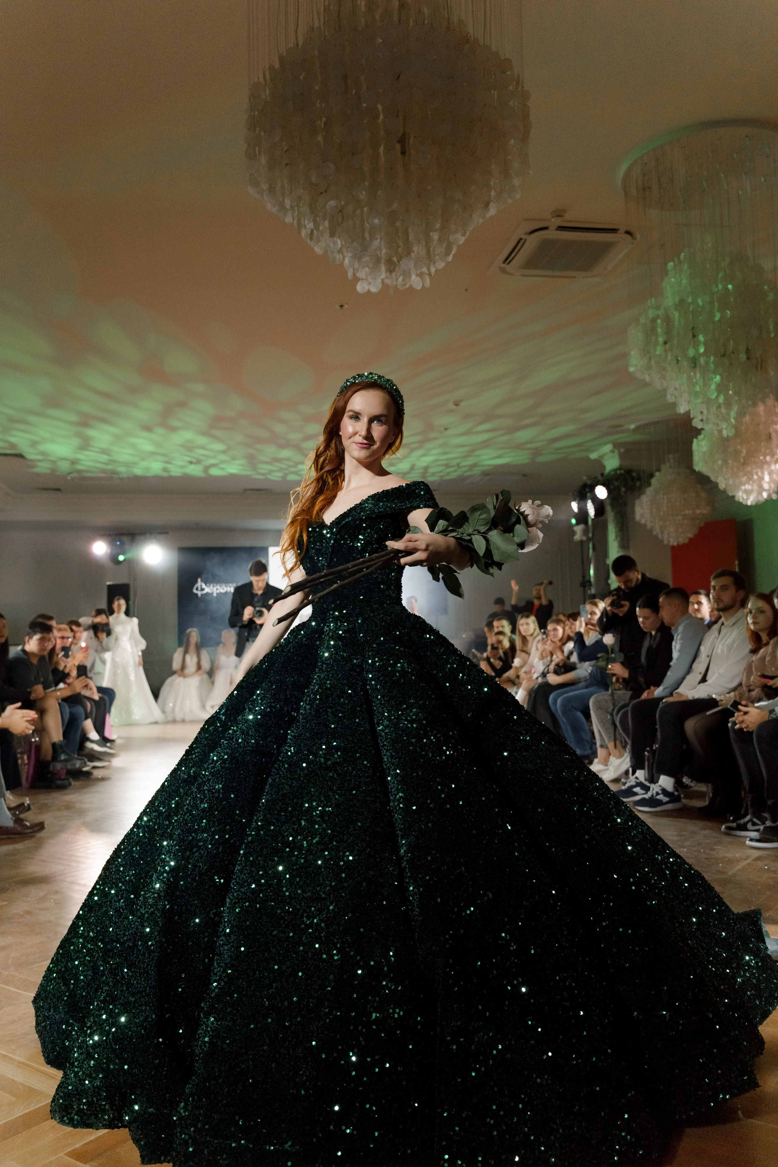 Выставка свадебных специалистов «Свадьба на 1000%». Свадебный фотограф в Санкт-Петербурге