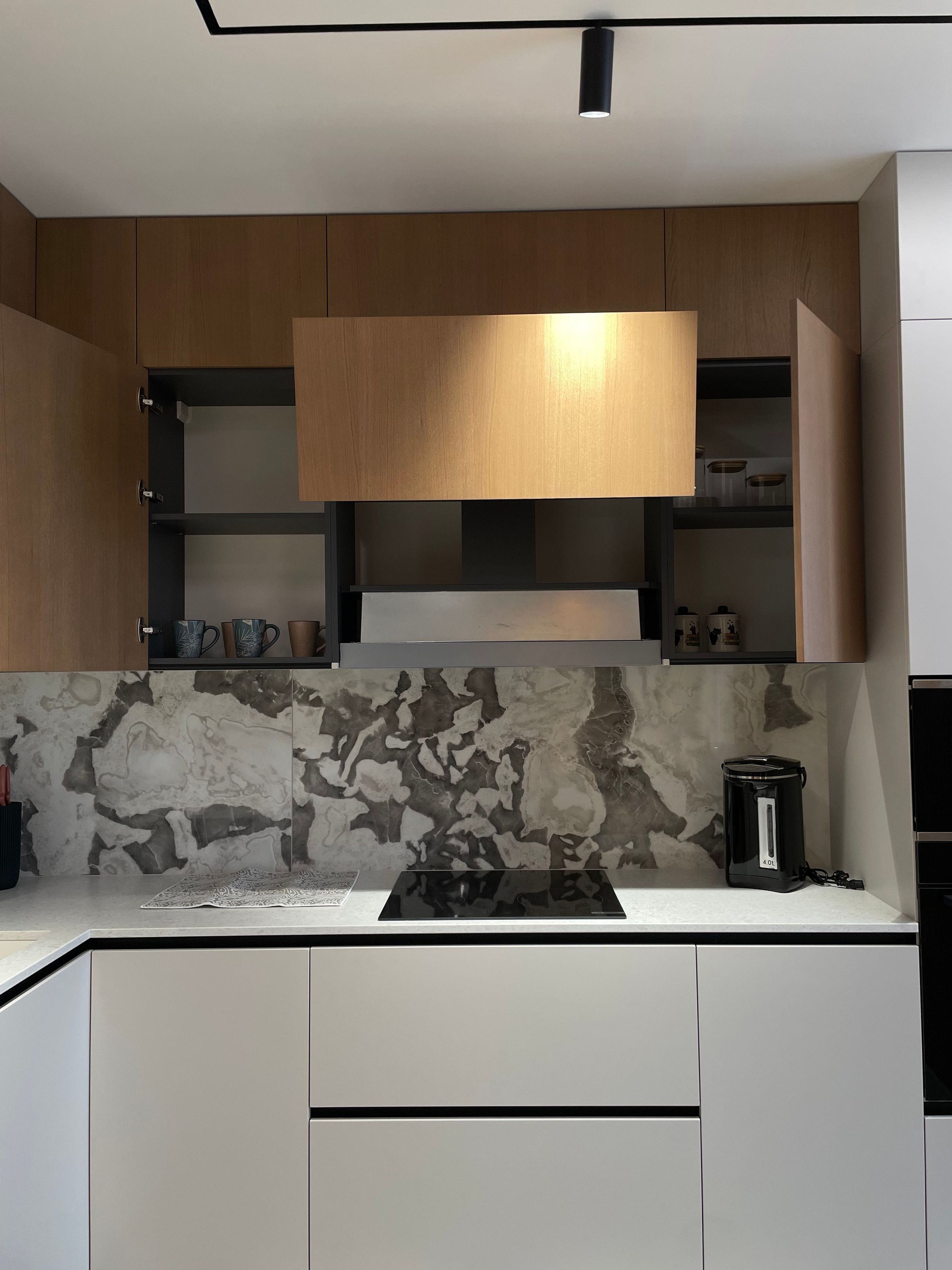 ЖК Нагорный. Дизайнер Алексей Масеевский. Мебель на заказ