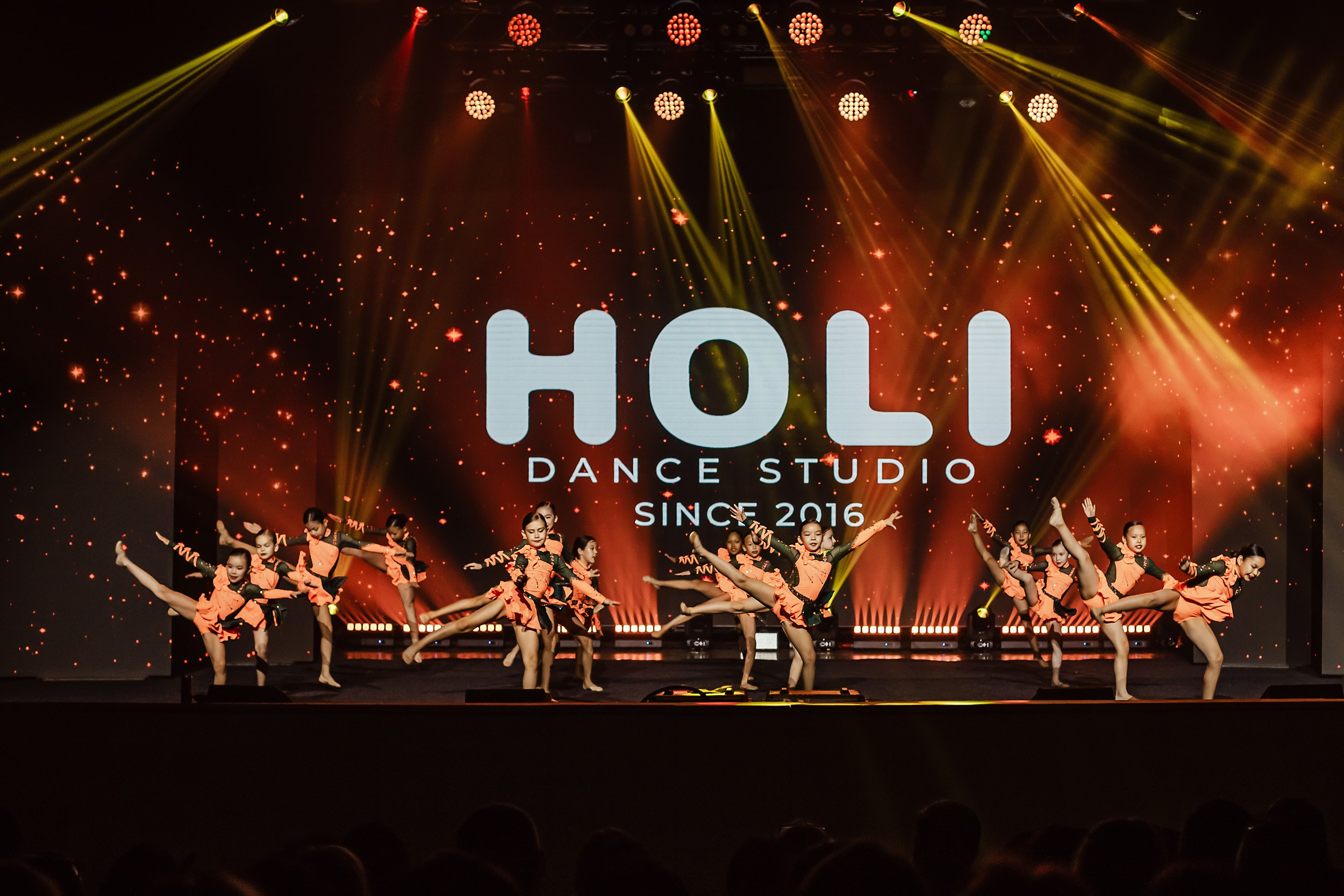 10 лет Holi Fance Studio | Part 1. Кипятком Павлодар