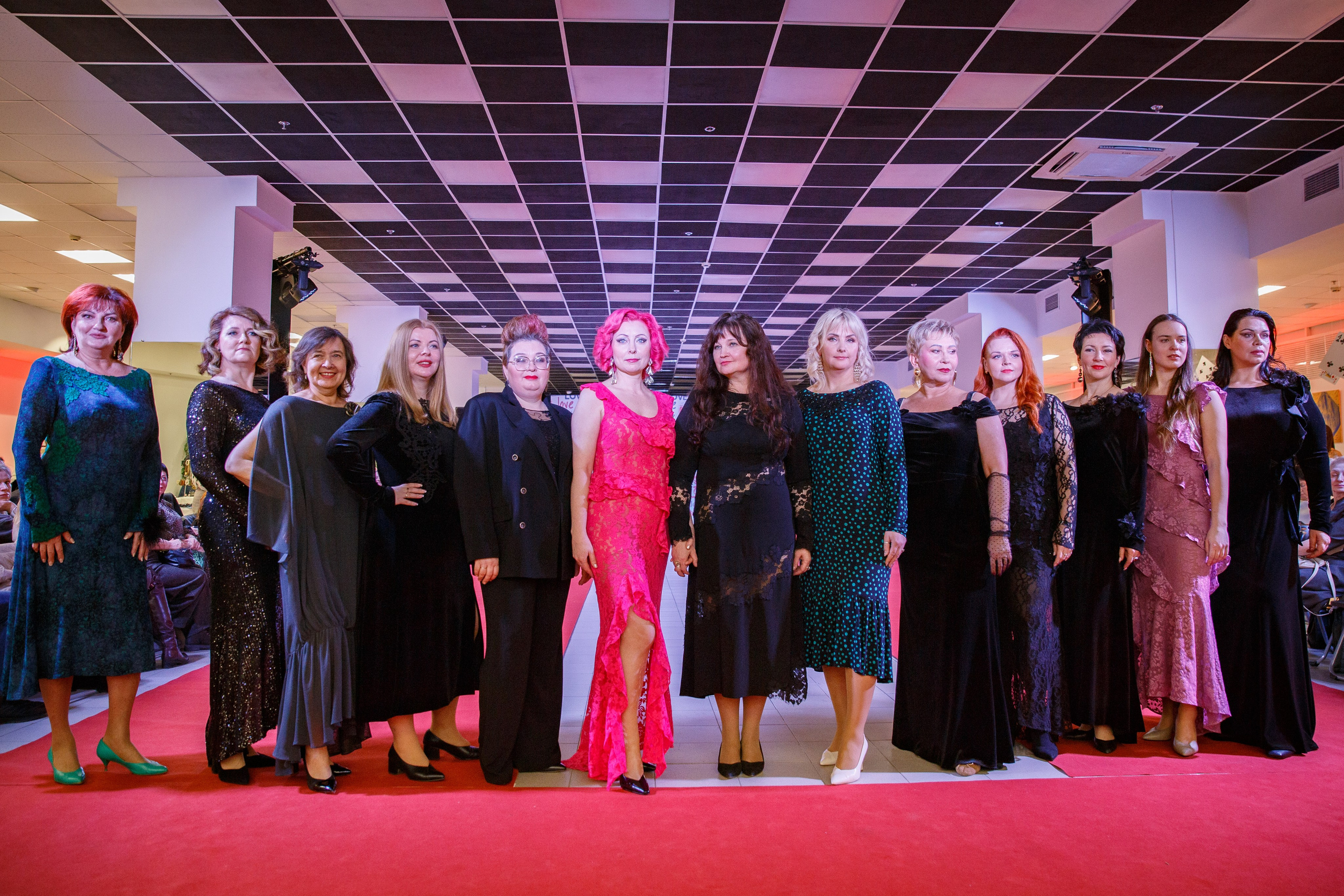 Дефиле. Художественный и репортажный фотограф в Санкт-Петербурге Виктория Никитина