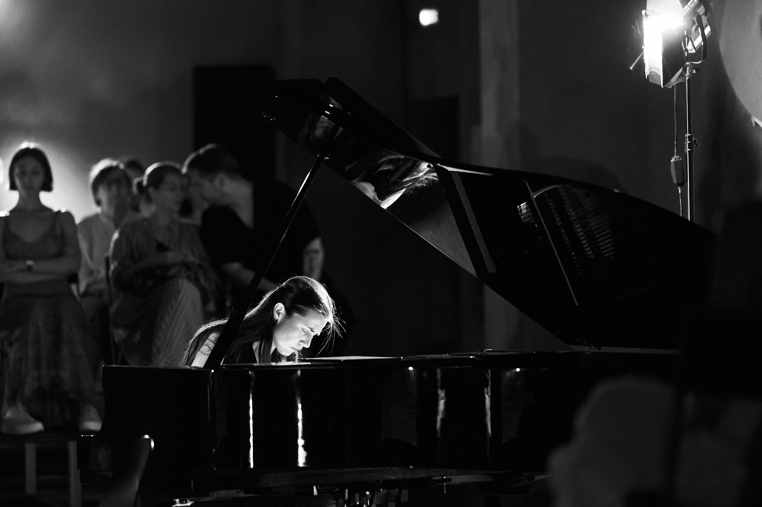 Съемка концертов. Фотограф в Москве Женя Потах