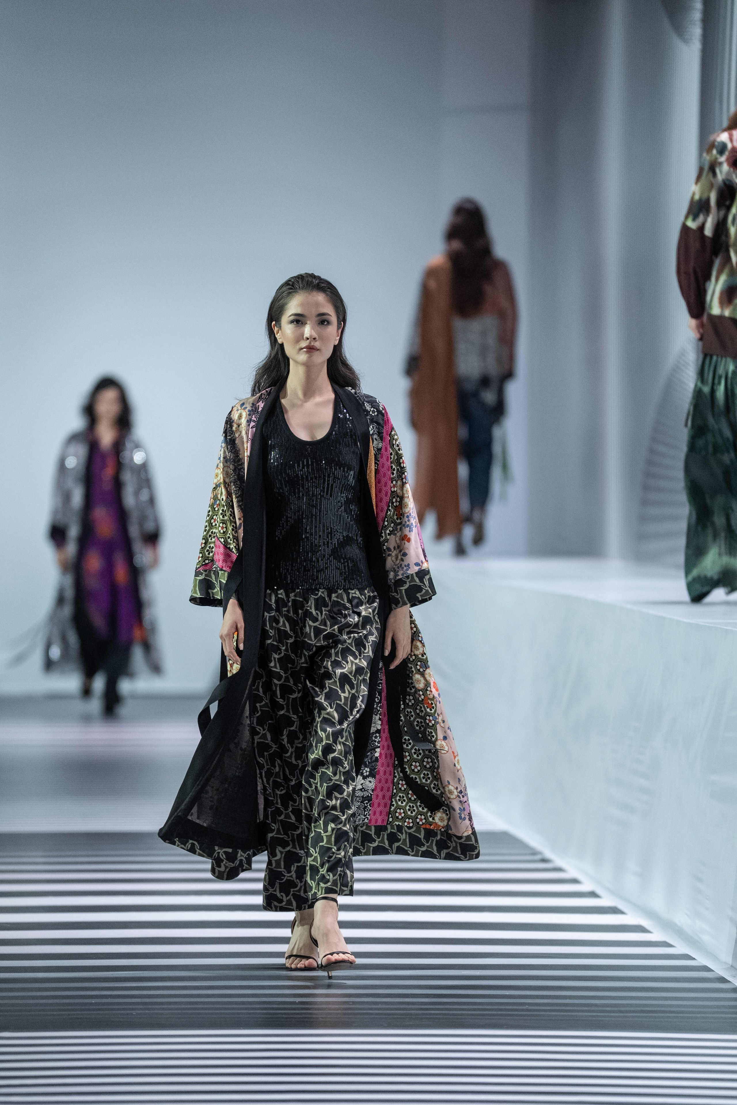 Brad YEARLAN ZHOLDASBEK. Сайт Алматинского НЮ АРТ, будуар и фэшн фотографа Дениса Карпенко