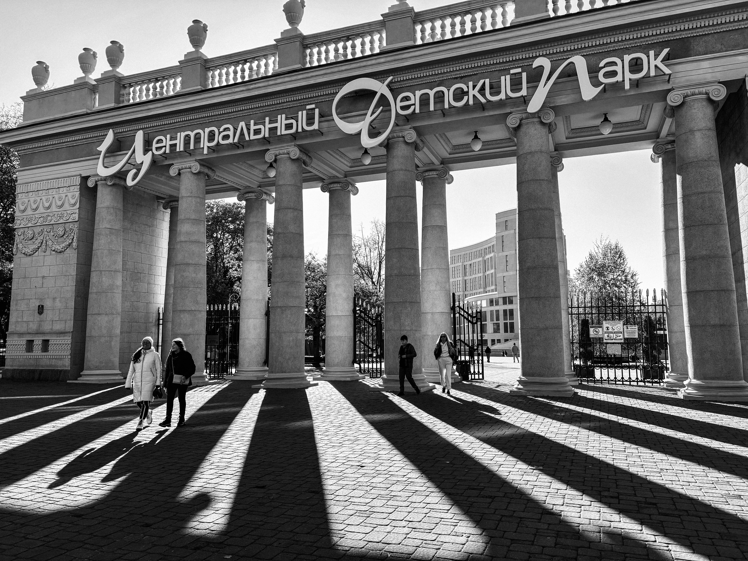 Минск. Фотограф Антон Швец — Монохромная реальность