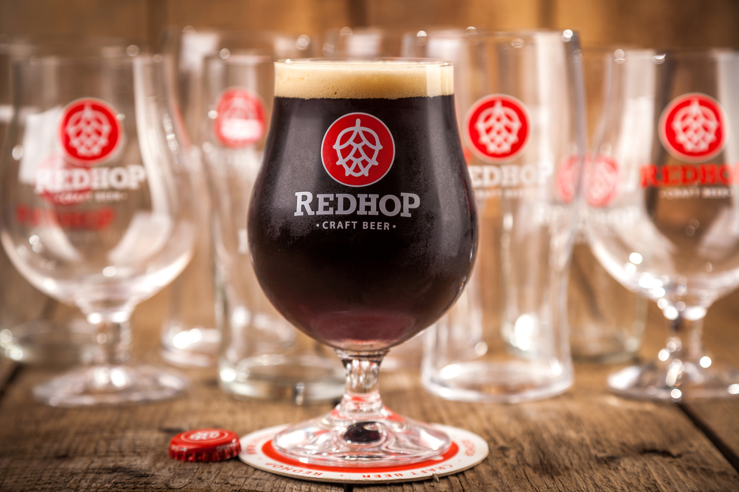 Съемка коллекции пива РЕДХОП. Фотограф для бизнеса Сергей Чирков. Город Ижевск, Удмуртия