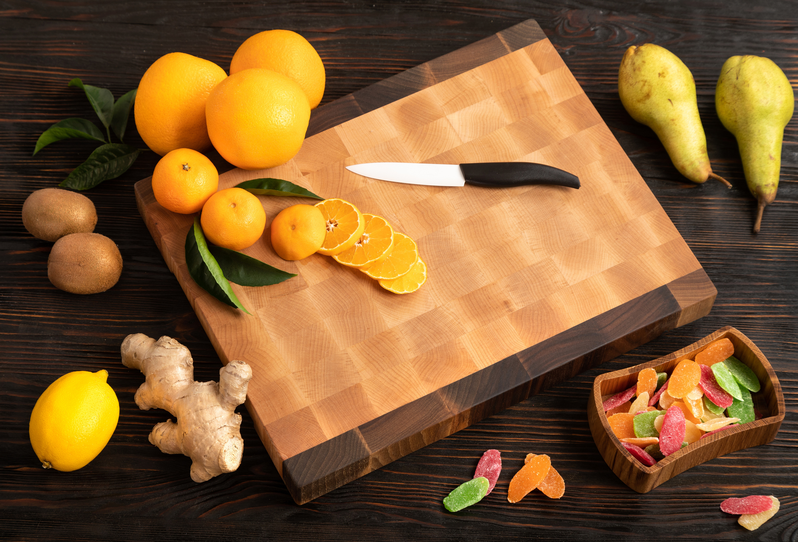 Торцевые разделочные доски. Имиджевая предметная съемка для компании «MTM-wood». Фотограф для бизнеса Сергей Чирков. Город Ижевск, Удмуртия