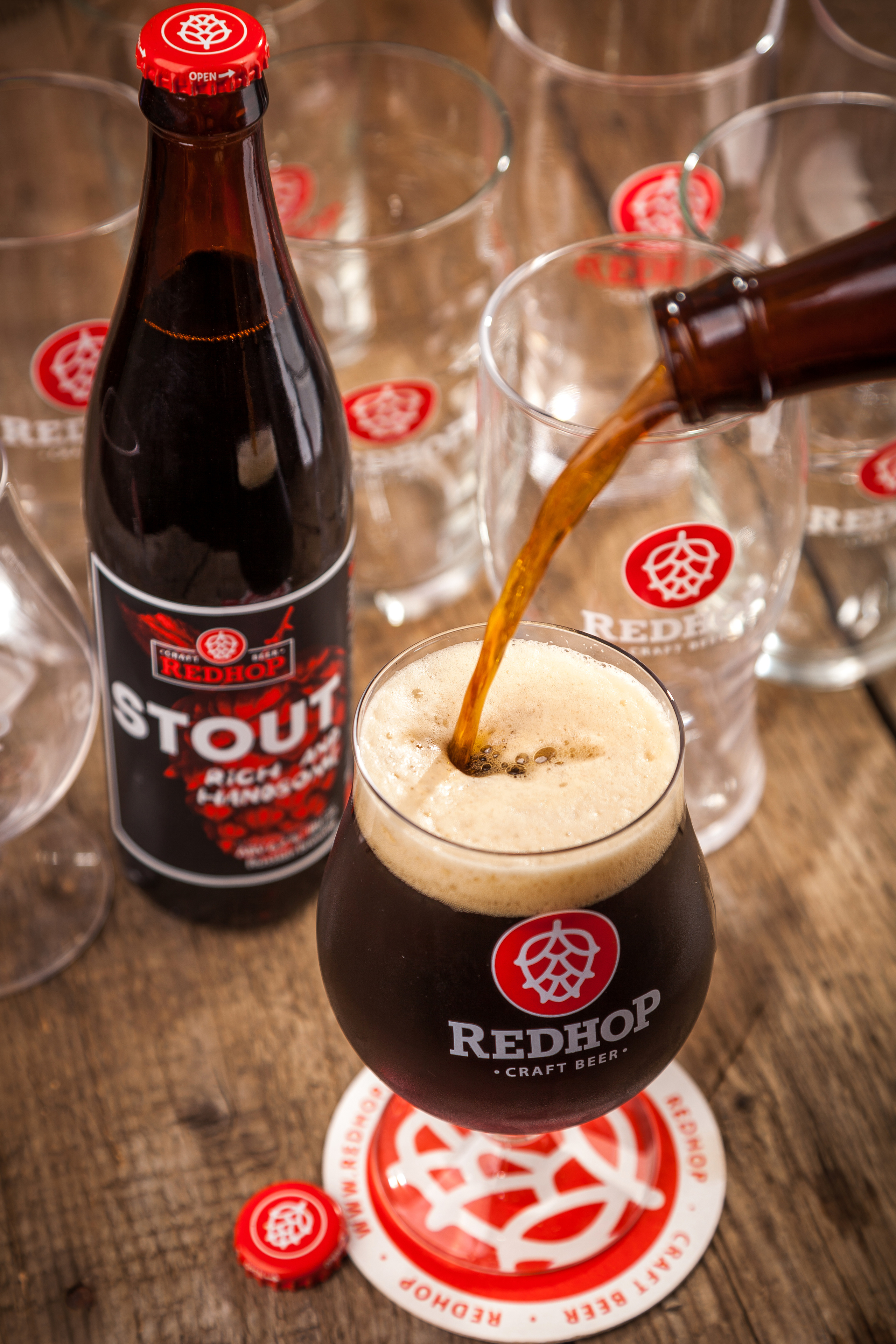 Съемка коллекции пива РЕДХОП. Фотограф для бизнеса Сергей Чирков. Город Ижевск, Удмуртия