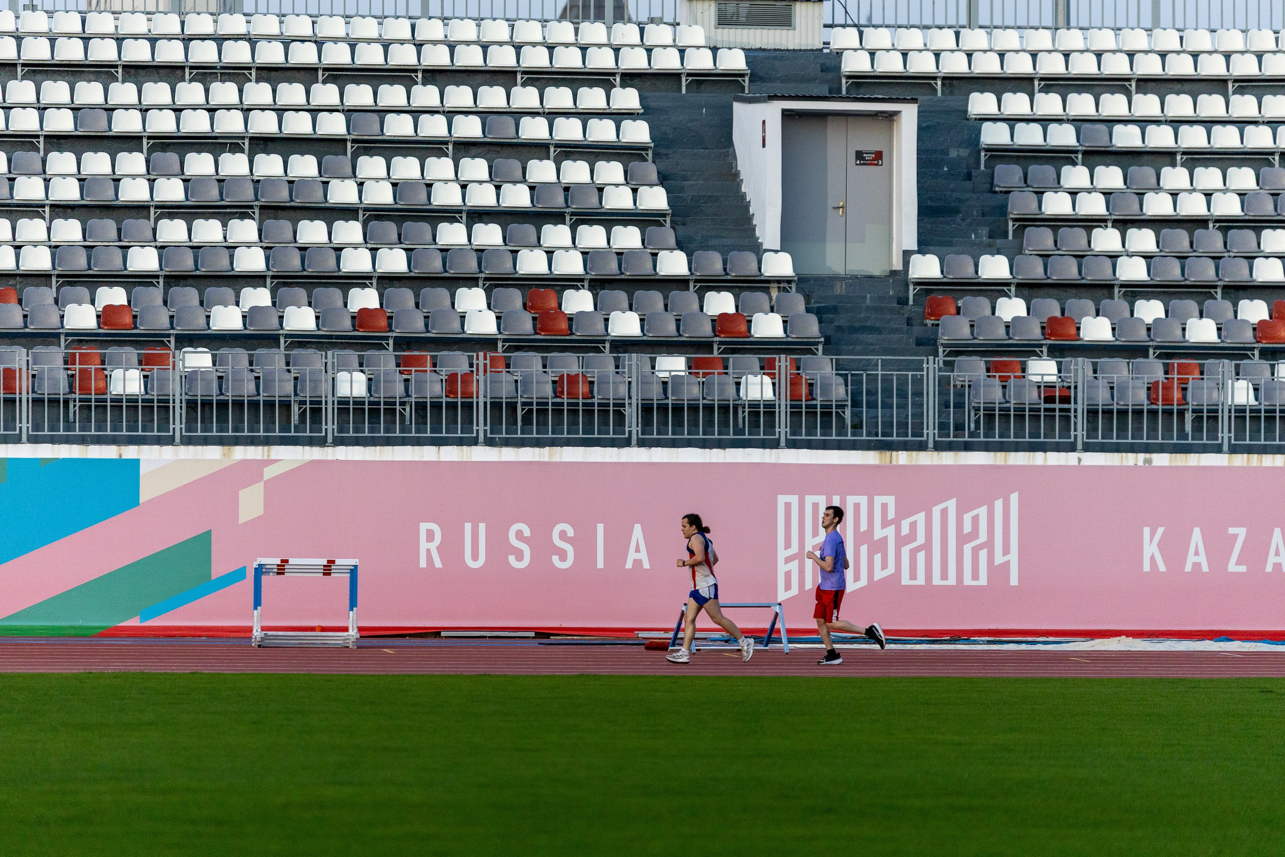 Фонд «Спорт для жизни». Тренировка на стадионе. Май 2026. Спортивный, репортажный и портретный фотограф в Казани Алексей Горячев