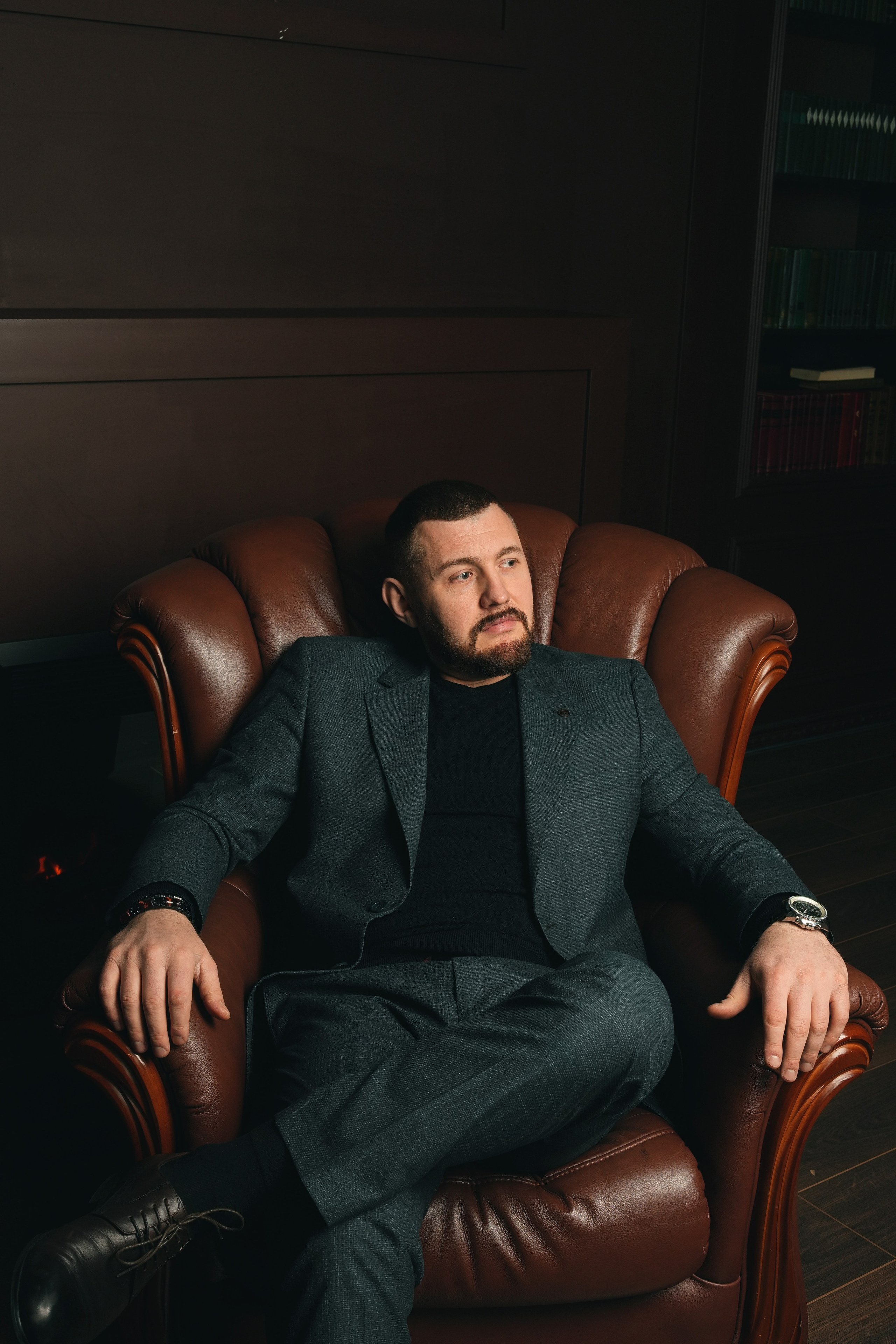 Бизнес-портрет в Новосибирске | Фотосессия для руководителей | MIGDA PHOTO. Фотограф в Новосибирске для свадеб, репортажа и бизнеса| MIGDA PHOTO