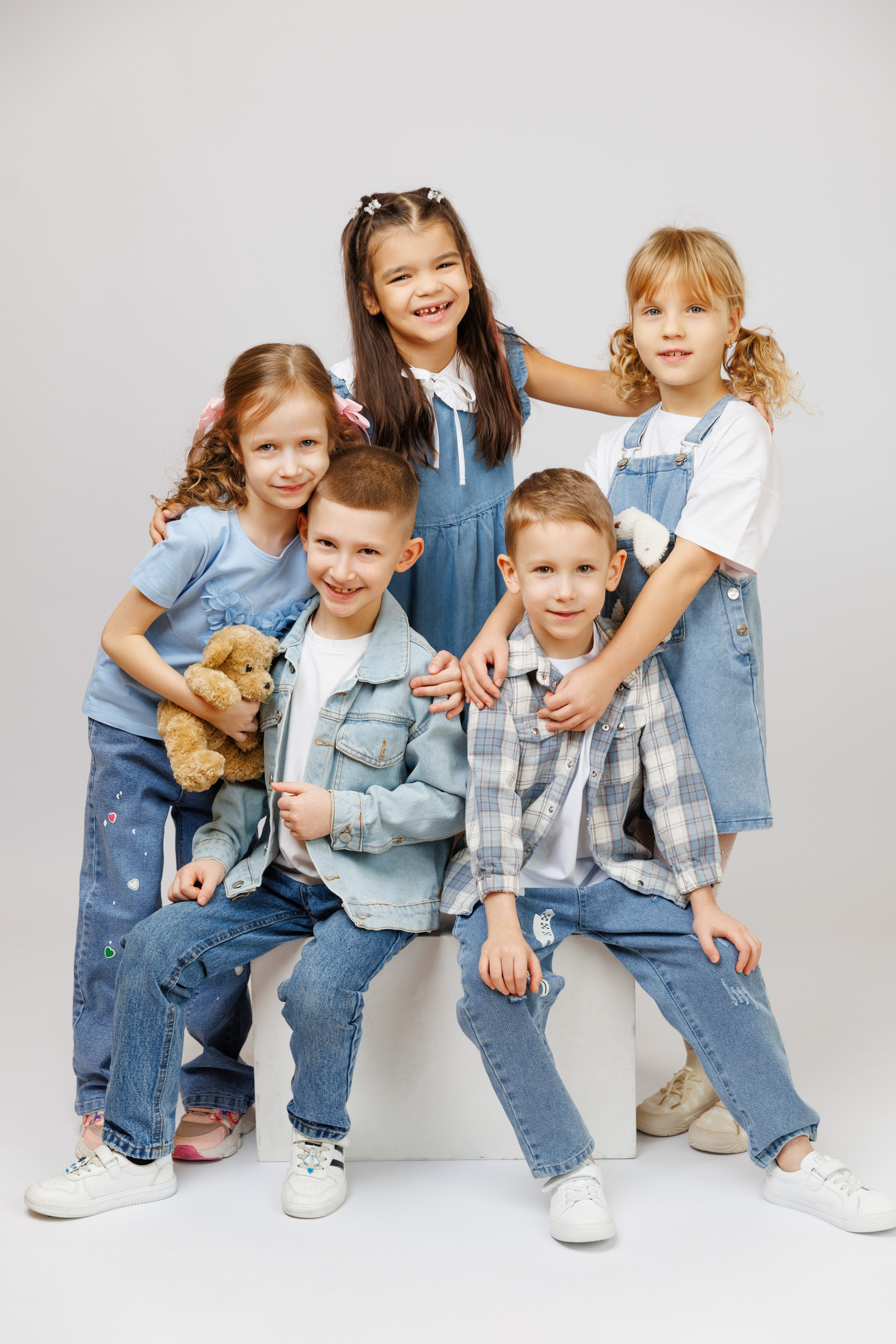 ПОРТРЕТЫ. Выпускные альбомы в Москве FOTOVMESTE