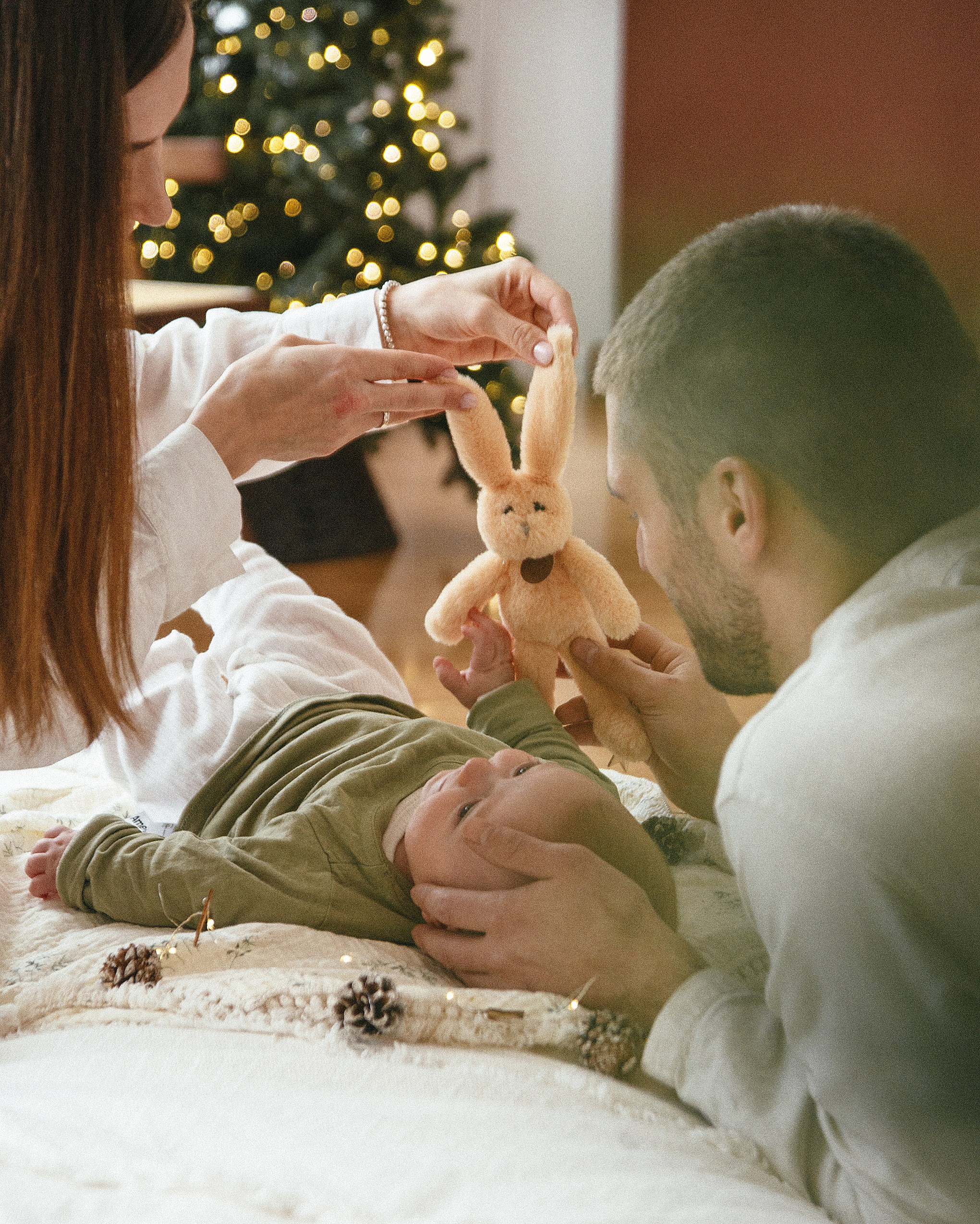 Новогодняя семейная фотосессия с маленьким ребенком. Семейный фотограф Дарья Едапина Новосибирск. Фотограф Дарья Едапина Новосибирск