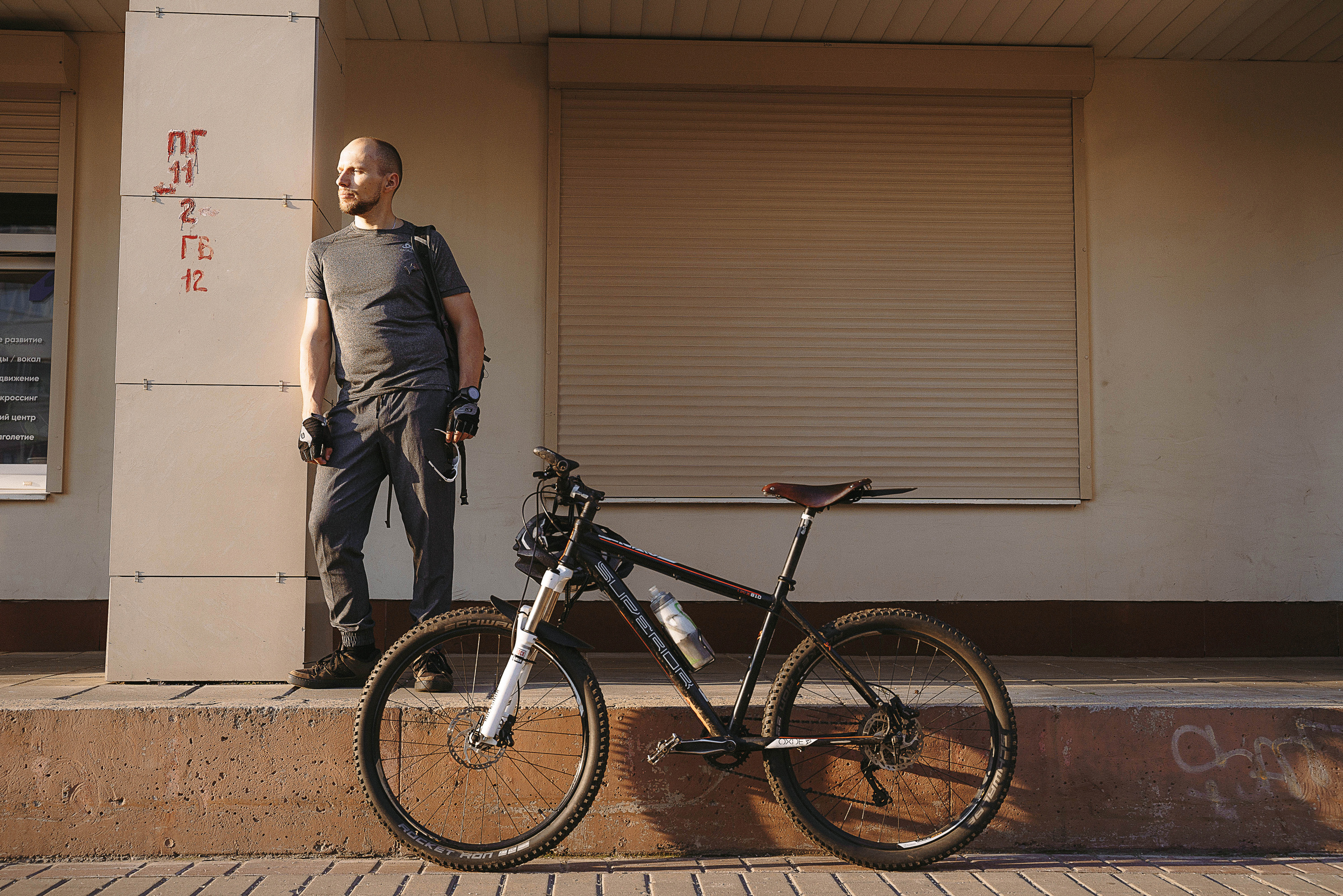Портретная бизнес фотосессия для Василия на заводе Арма, Москва, Курская