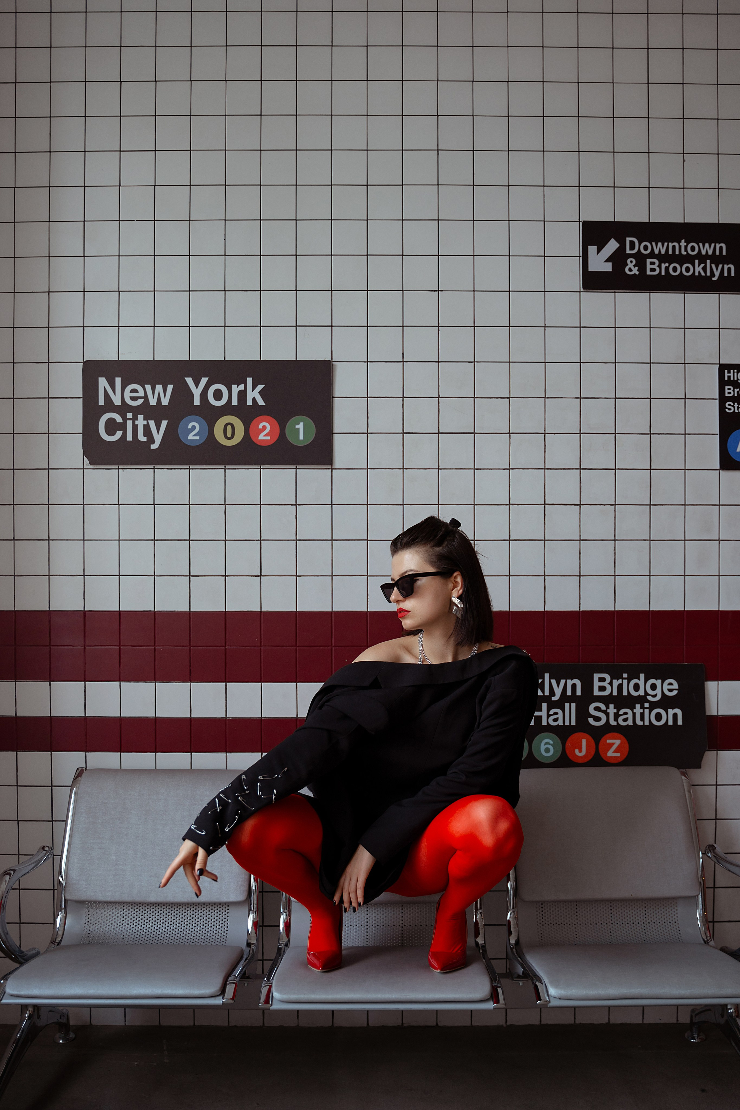 Красные колготки. Фотограф Тимофеева Любовь