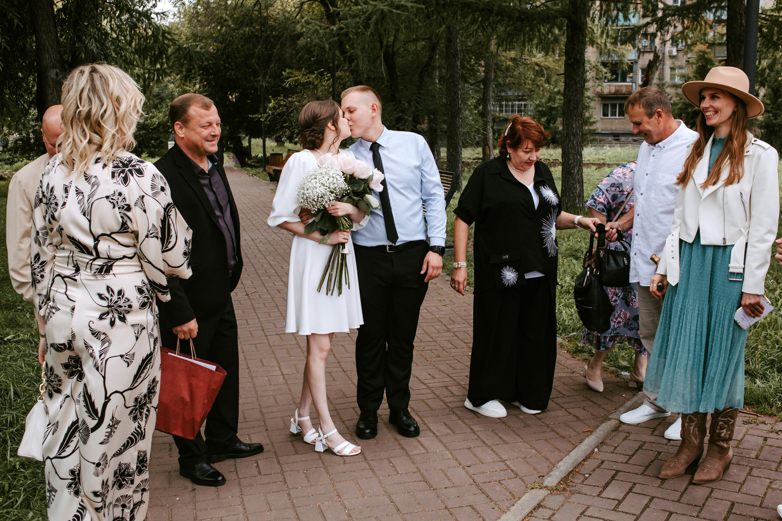 Загс и прогулка. Владислав и Екатерина. Фотограф в Челябинске Ополихина Анна