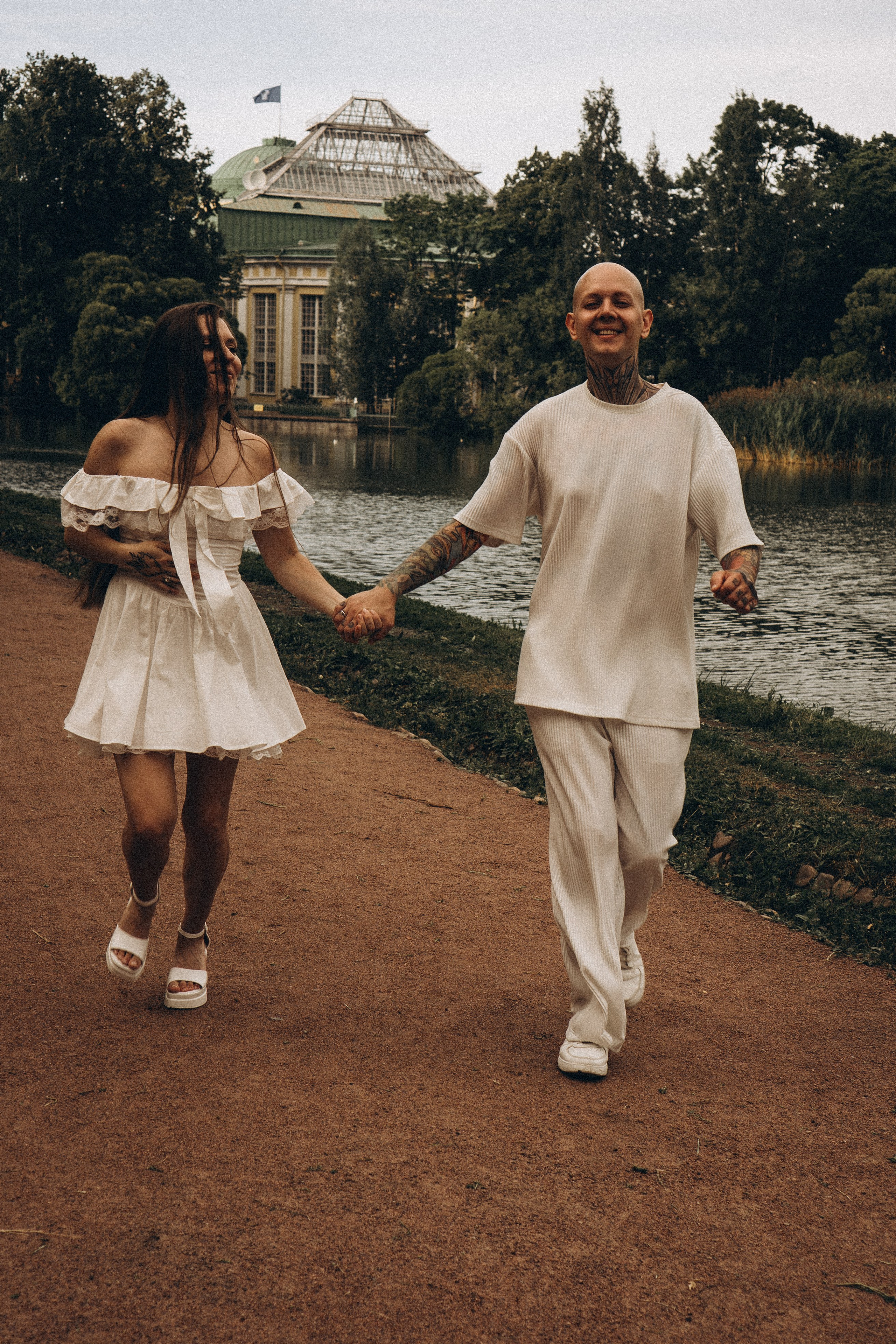 СВАДЕБНАЯ ПРОГУЛКА ПО ТАВРИЧЕСКОМУ САДУ И НЕВСКОЙ РАТУШЕ. Профессиональный фотограф, Санкт-Петербург — Виктория Богомолова