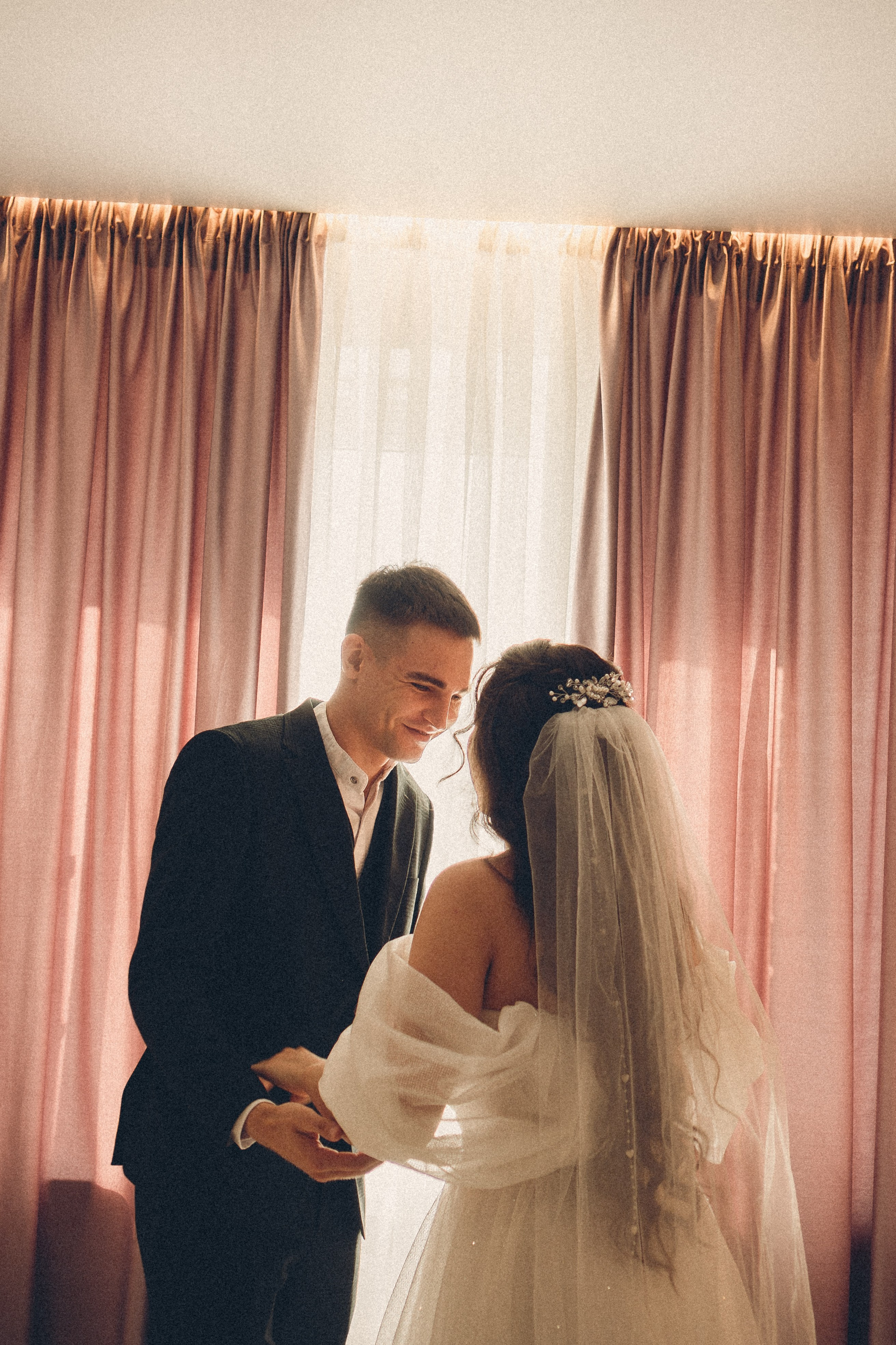 СВАДЕБНАЯ СЬЕМК В ПАРКЕ 300-ЛЕТИЯ. Профессиональный фотограф, Санкт-Петербург — Виктория Богомолова