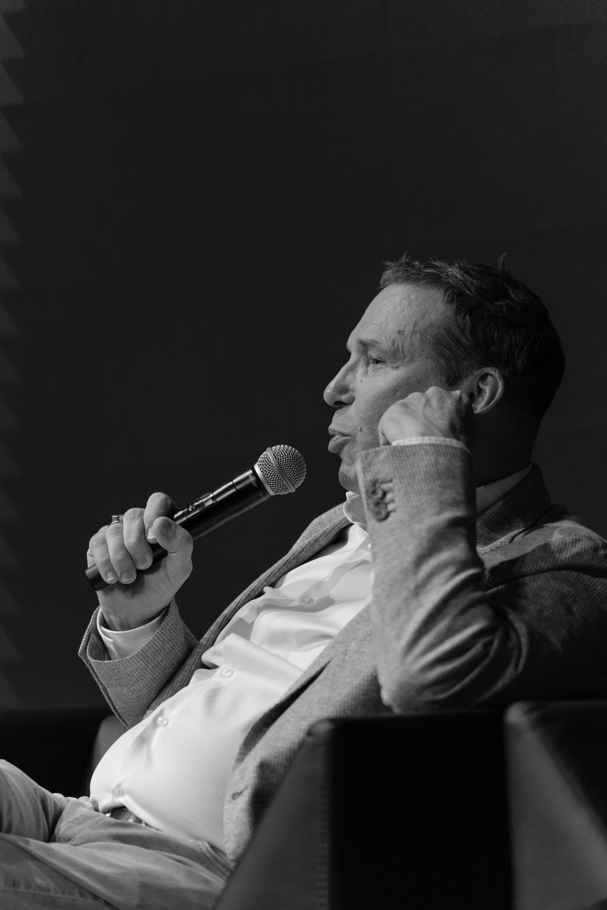 Бизнес конференция ОСНОВАТЕЛИ. Репортажный фотограф Москва Сергей Дружинин