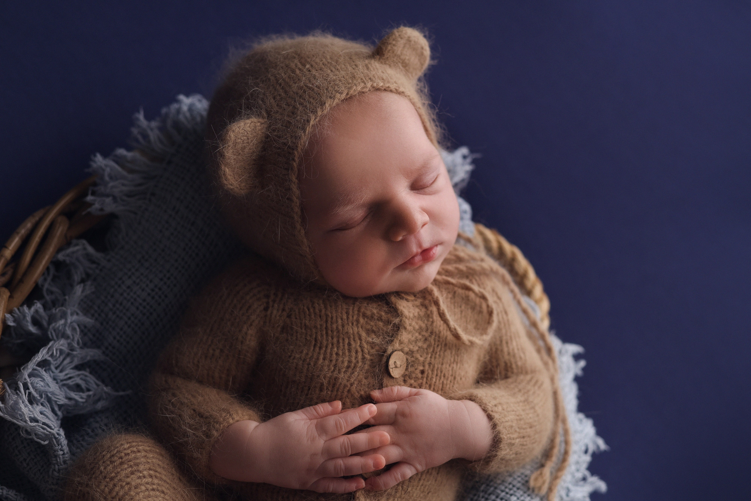 Новорожденные. Семейный фотограф и фотограф новорожденных в Санкт-Петербурге Алевтина