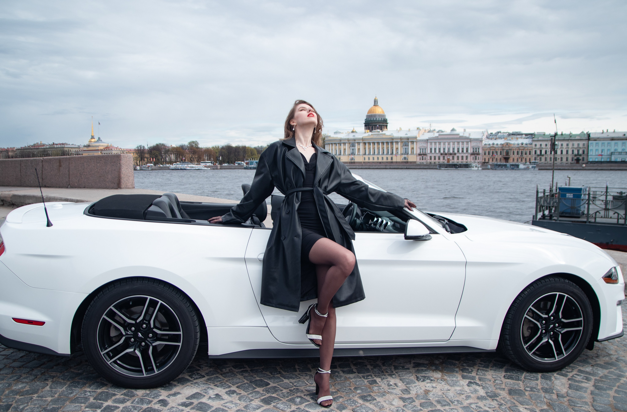 Городской роман с ветром в волосах. Портретный фотограф в Санкт-Петербурге Савельева Ольга
