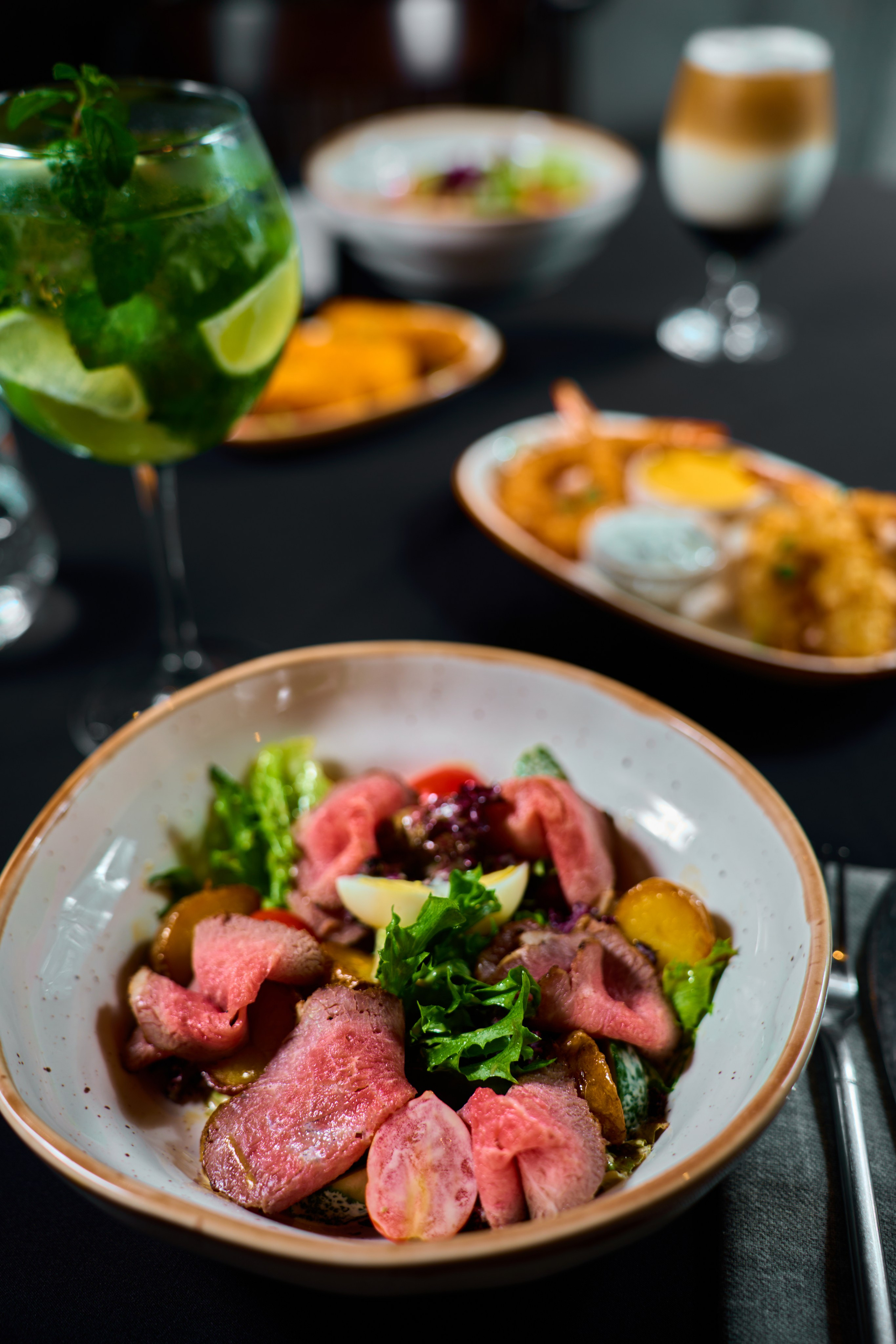 Рекламная съёмка. Фотограф и видеограф