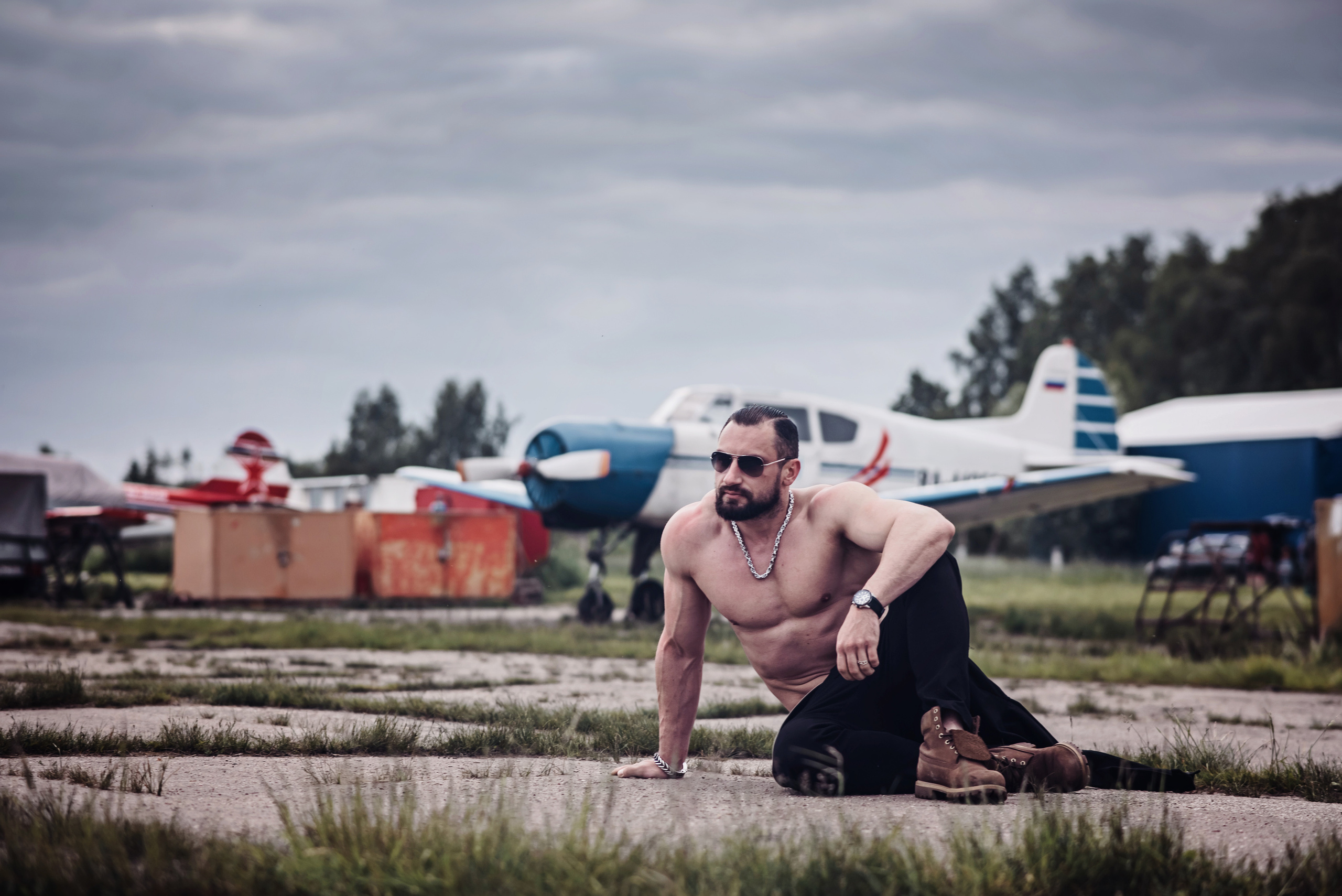 Первым делом самолеты. Детский и семейный фотограф выпускной альбом Приморско-Ахтарск