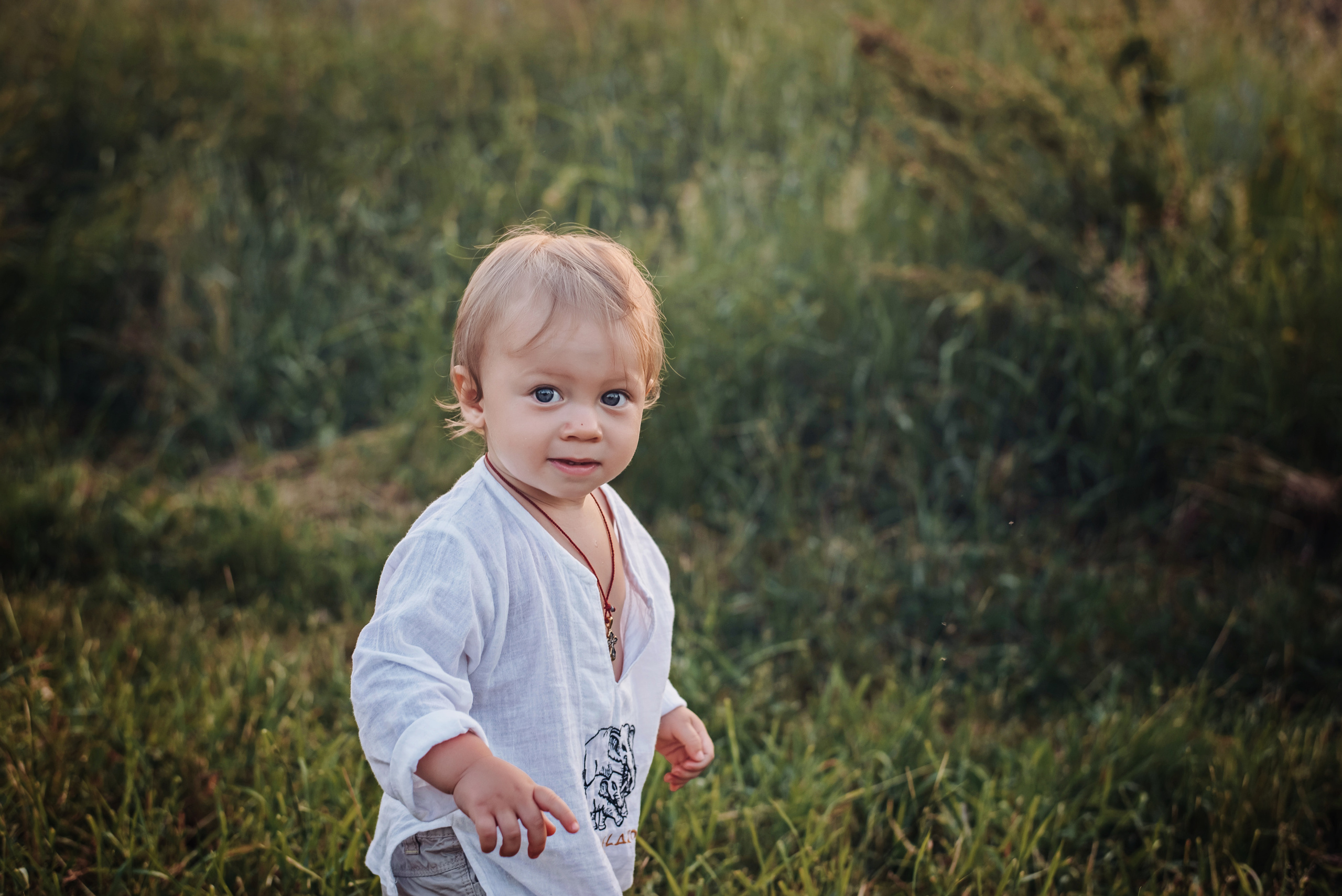 Наталья с детками у реки. Детский и семейный фотограф выпускной альбом Приморско-Ахтарск