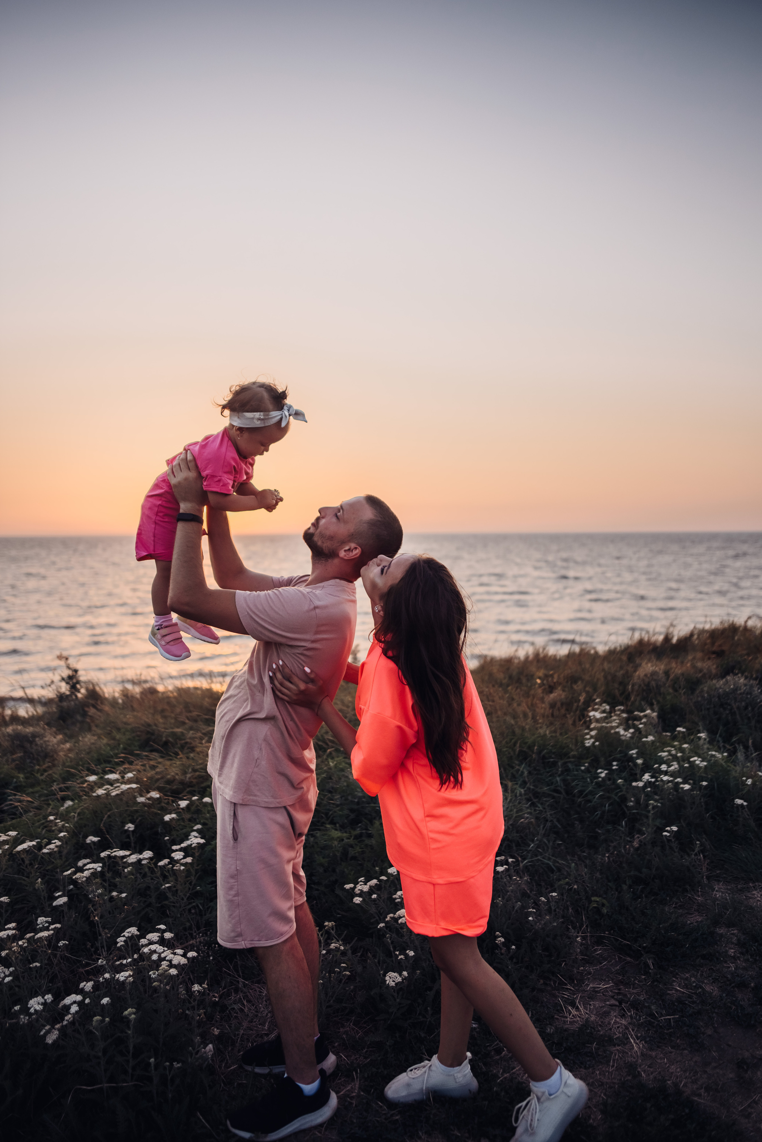 Прогулка на маяке. Детский и семейный фотограф выпускной альбом Приморско-Ахтарск