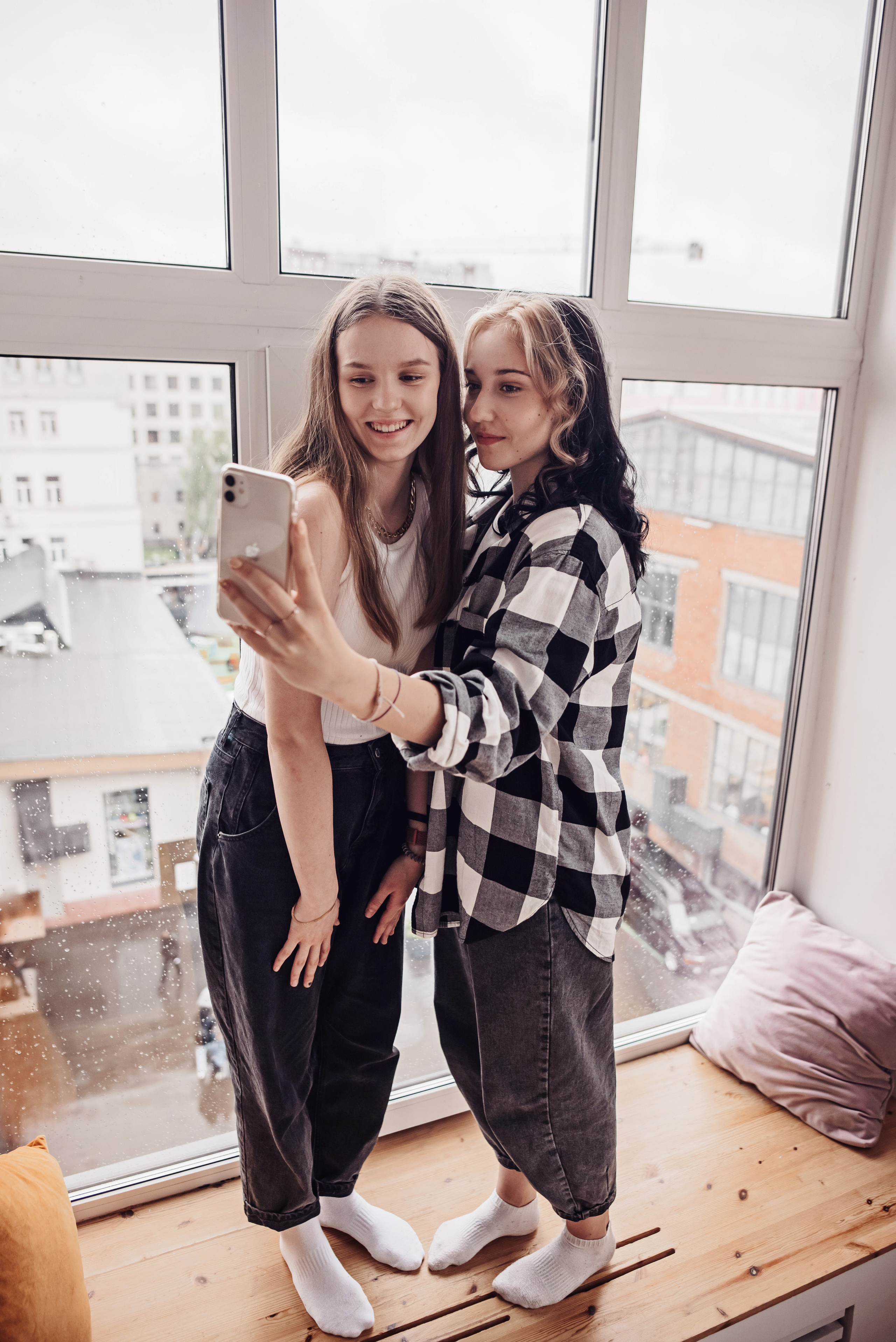 Василиса на флаконе. Детский и семейный фотограф выпускной альбом Приморско-Ахтарск