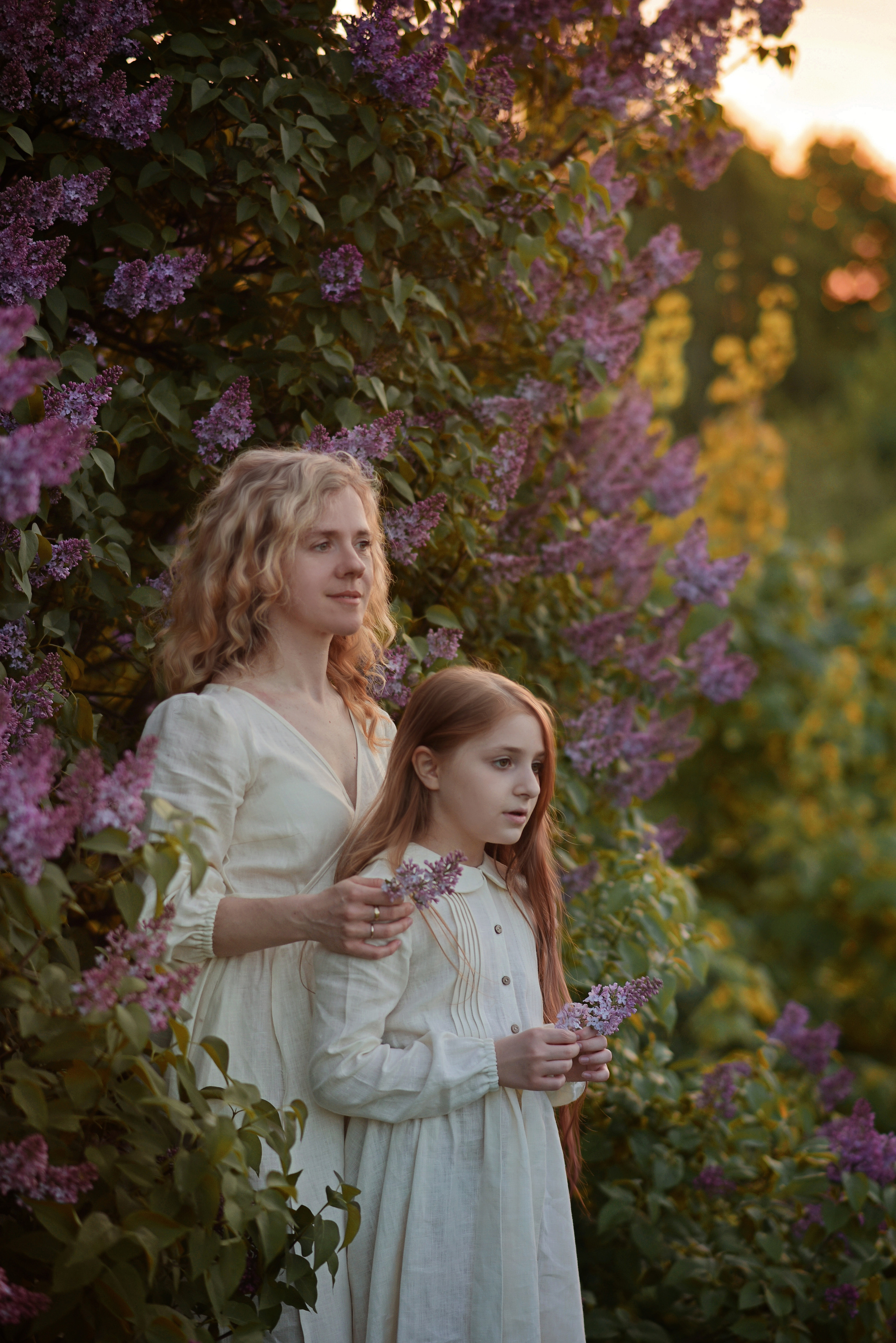 Прекрасное цветение, Юля и Ева. Детский и семейный фотограф выпускной альбом Приморско-Ахтарск