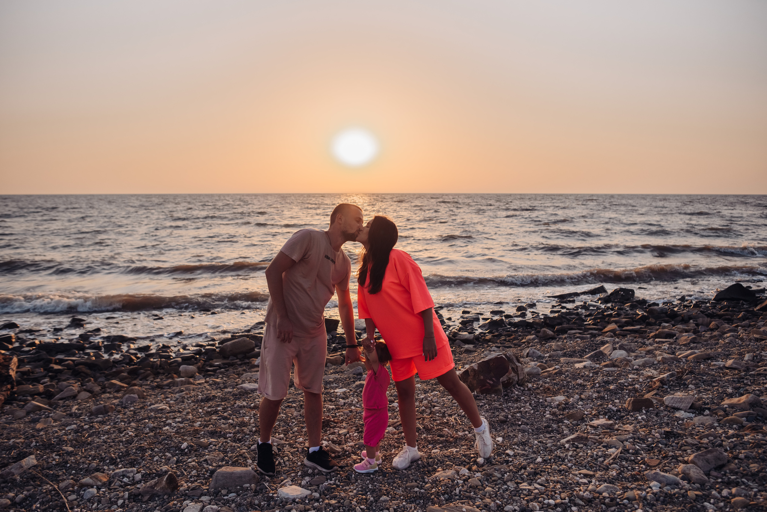 Прогулка на маяке. Детский и семейный фотограф выпускной альбом Приморско-Ахтарск