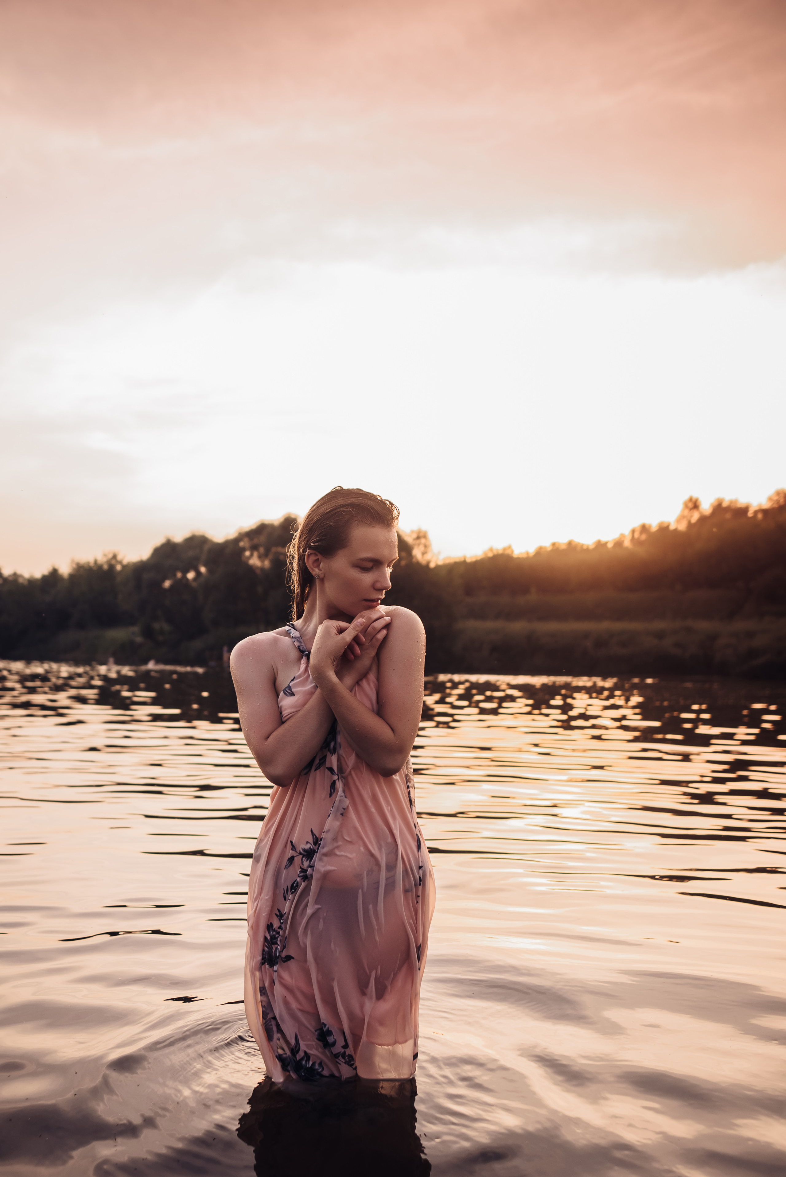 Виктория на закате. Детский и семейный фотограф выпускной альбом Приморско-Ахтарск