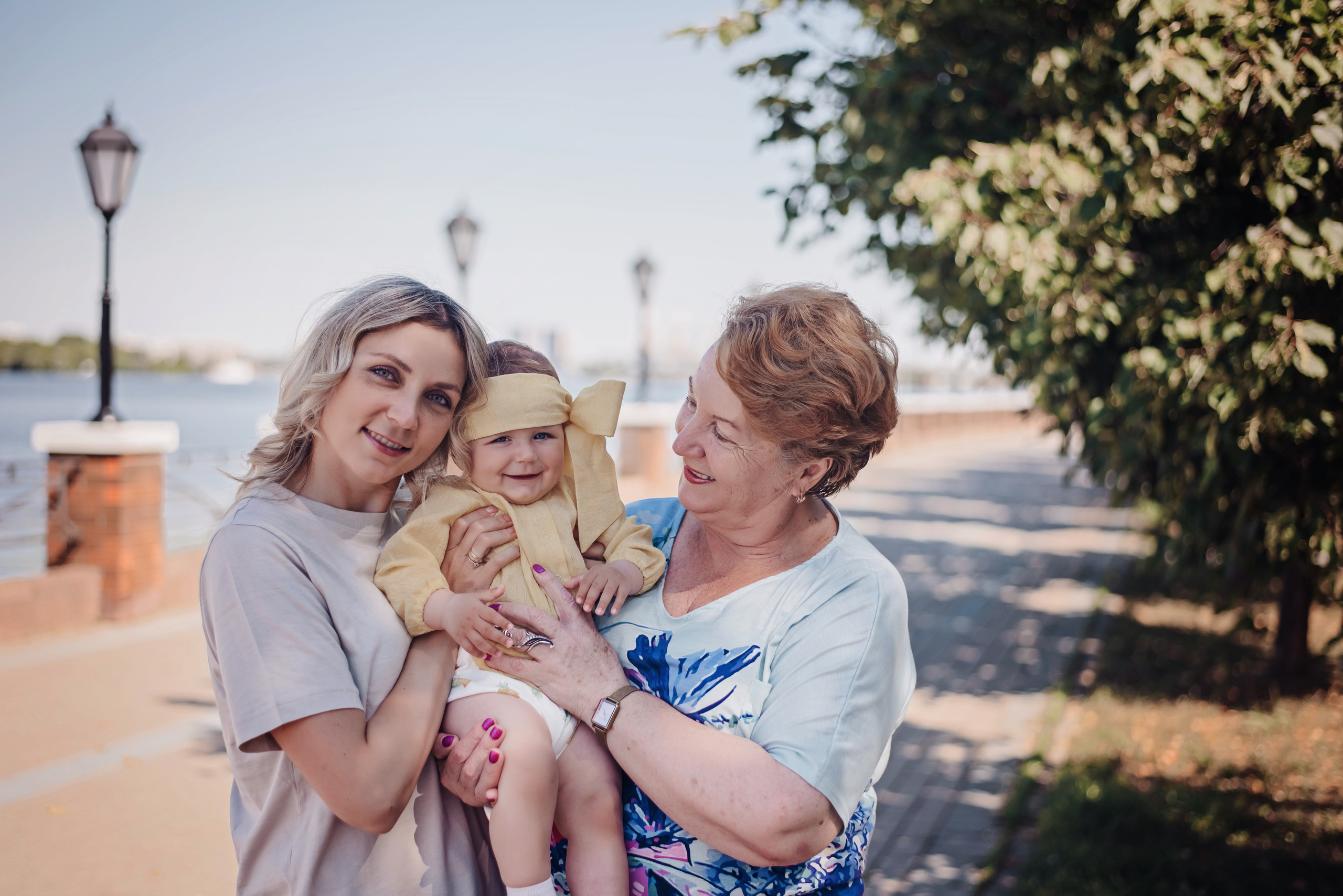 Прогулка по набережной. Детский и семейный фотограф выпускной альбом Приморско-Ахтарск