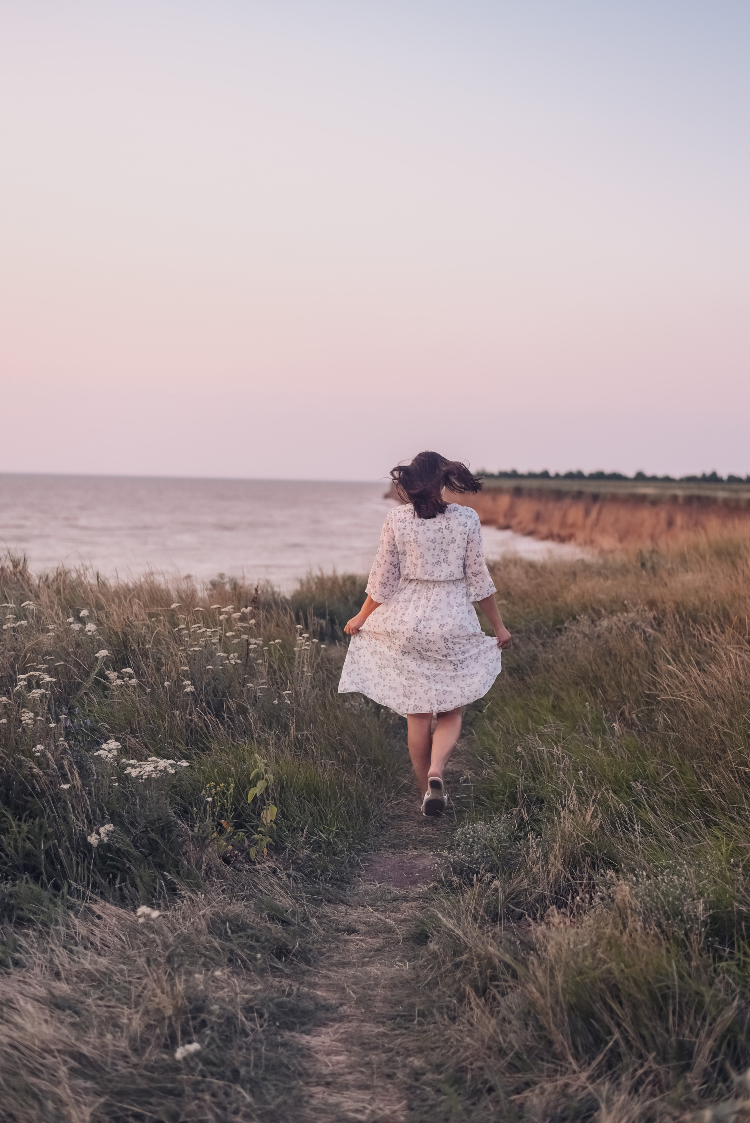 Ветер в волосах. Детский и семейный фотограф выпускной альбом Приморско-Ахтарск