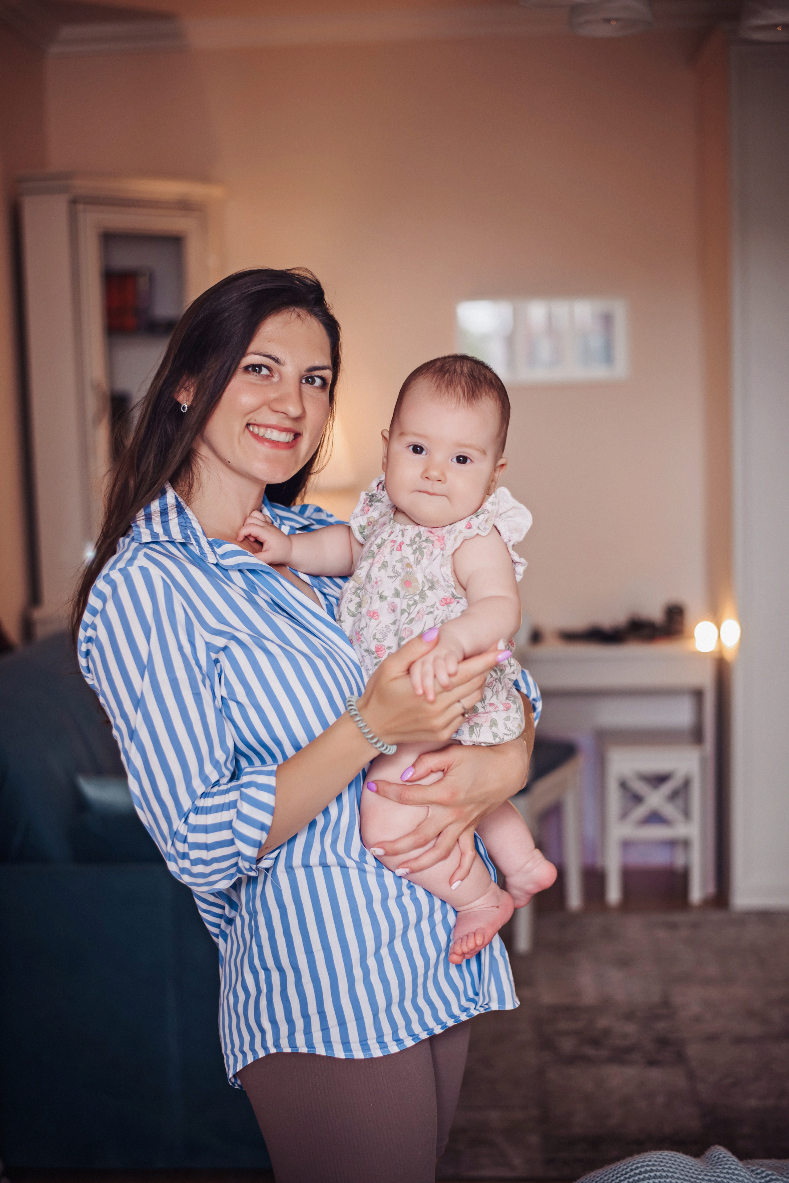 Домашняя Юля и Викуля. Детский и семейный фотограф выпускной альбом Приморско-Ахтарск