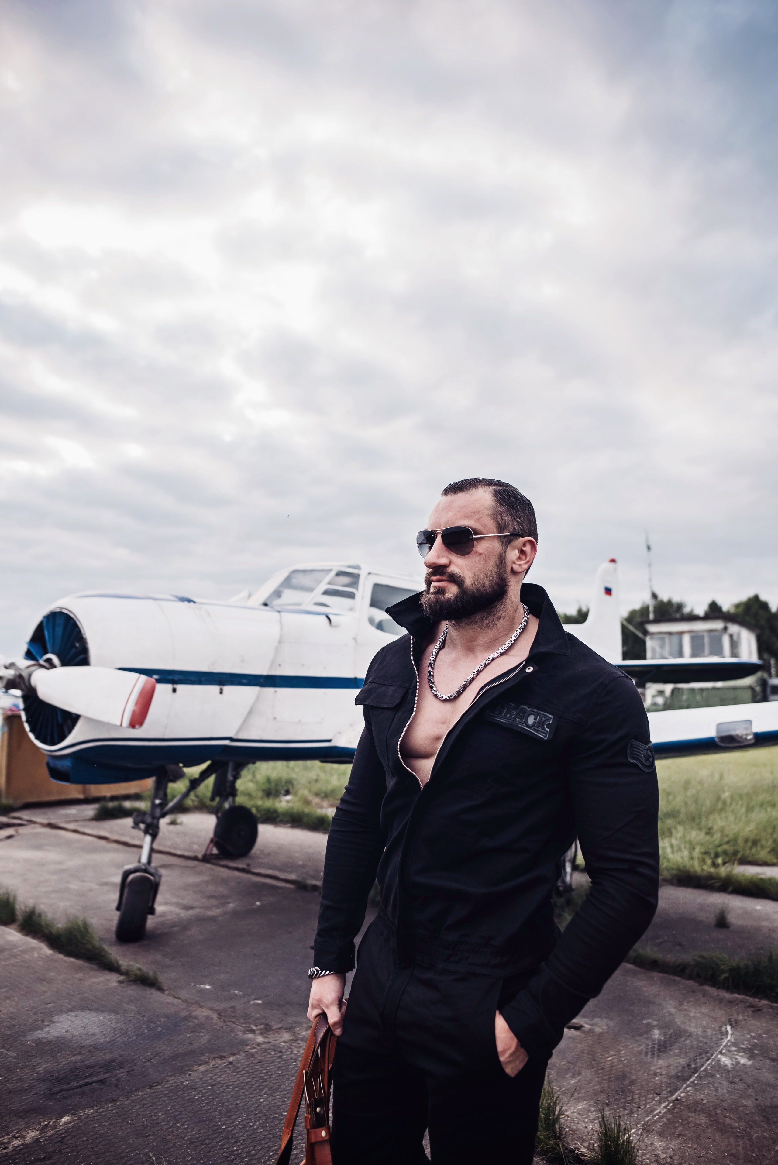 Первым делом самолеты. Детский и семейный фотограф выпускной альбом Приморско-Ахтарск