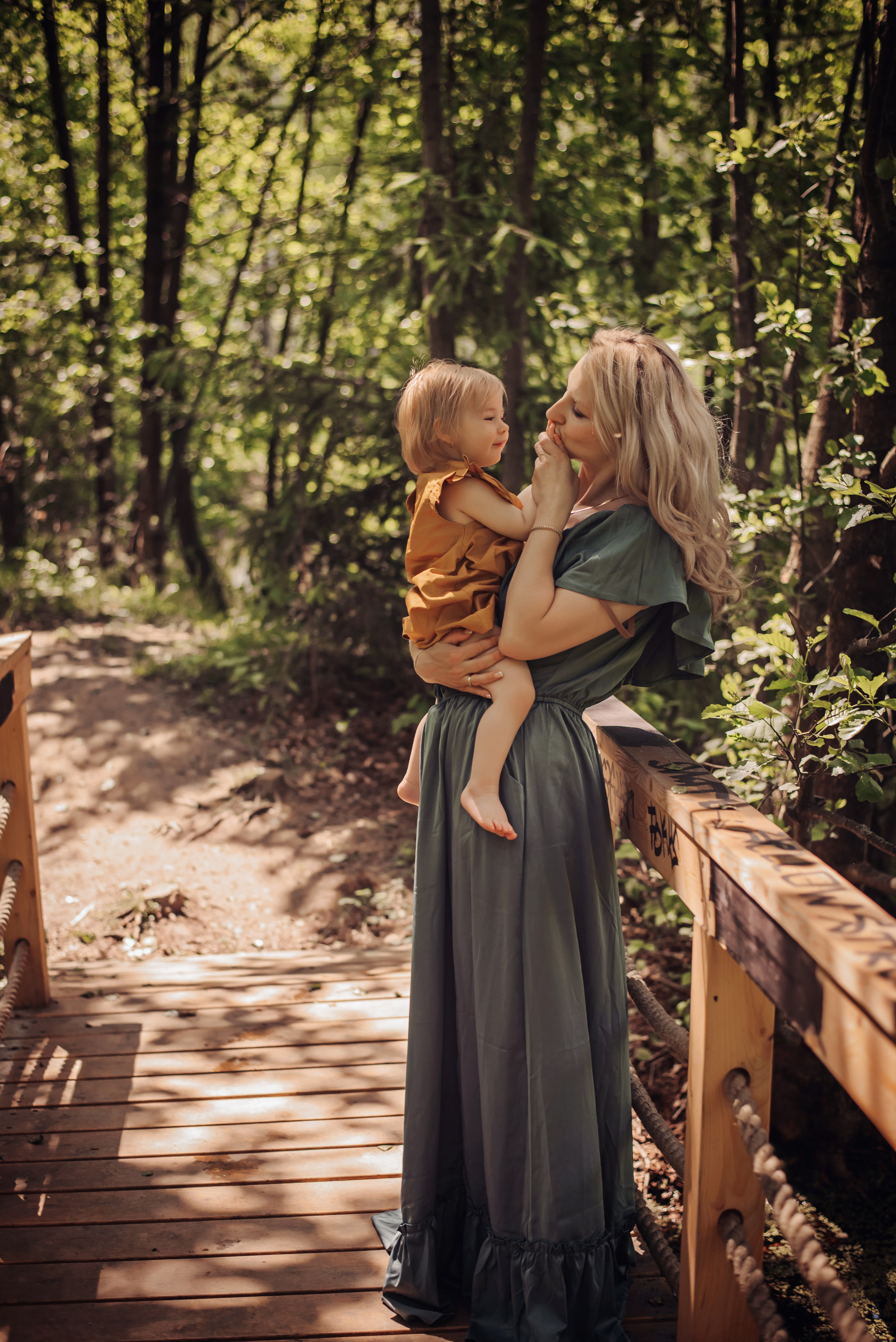 Екатерина с дочуркой. Детский и семейный фотограф выпускной альбом Приморско-Ахтарск