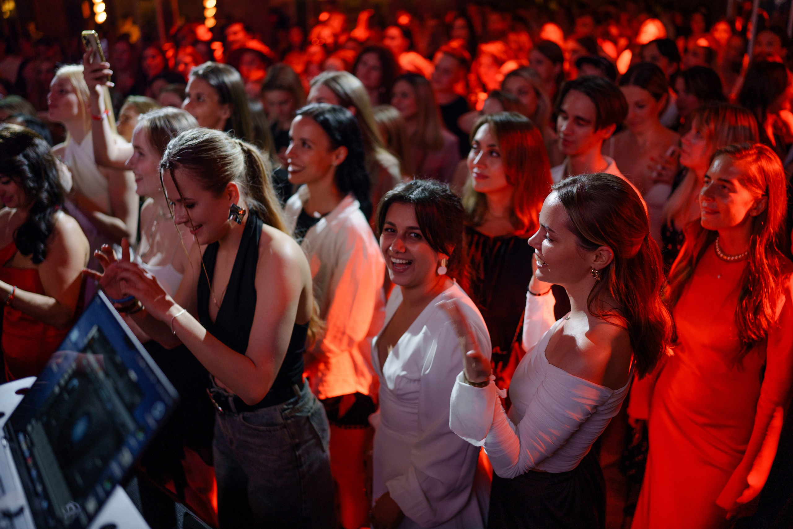 Фотограф на самую масштабную женскую конференцию в России WomenConf. Репортажный фотограф Москва Сергей Дружинин