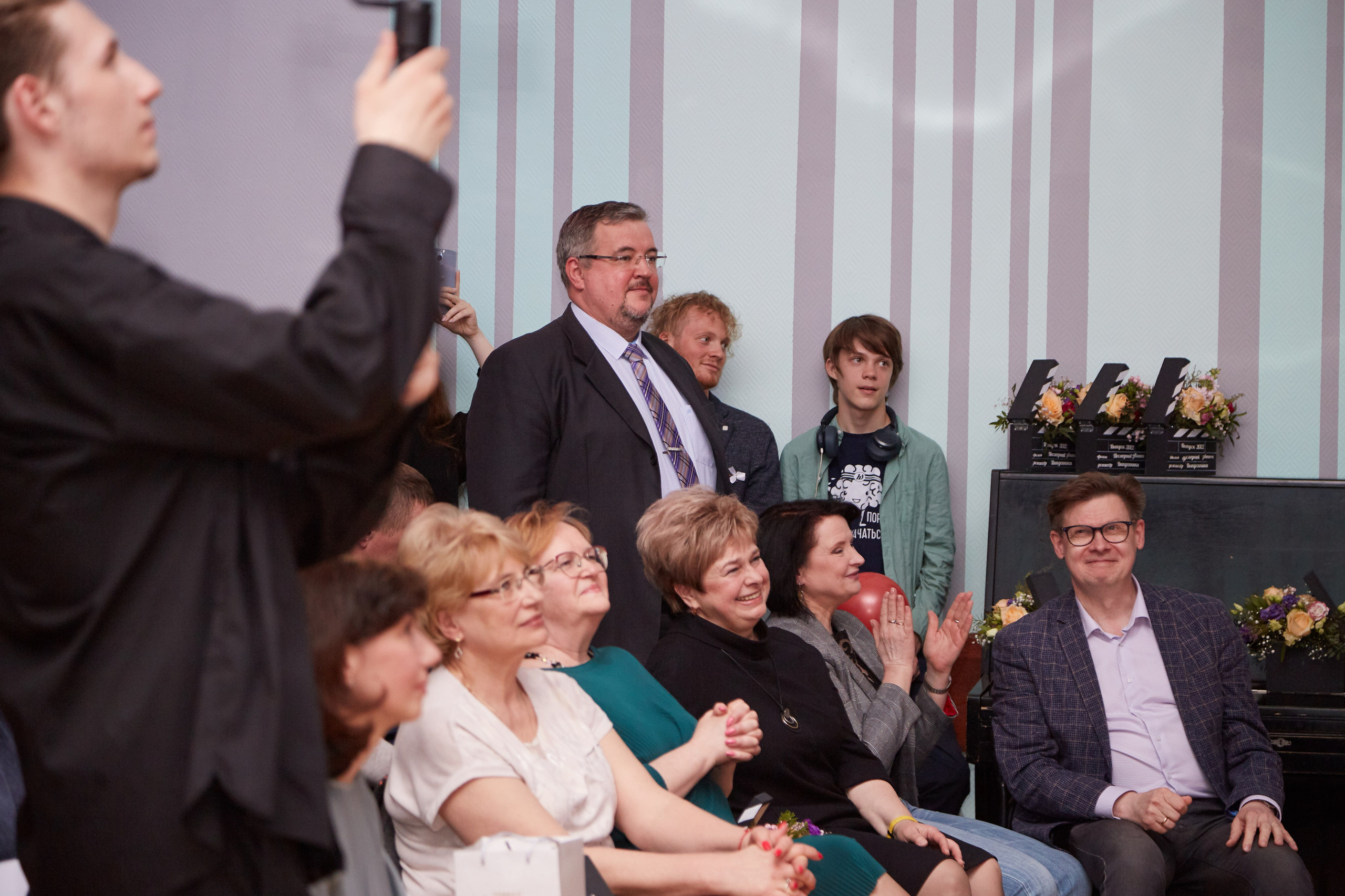 Последний звонок. Фотограф Савченко Люба. Москва