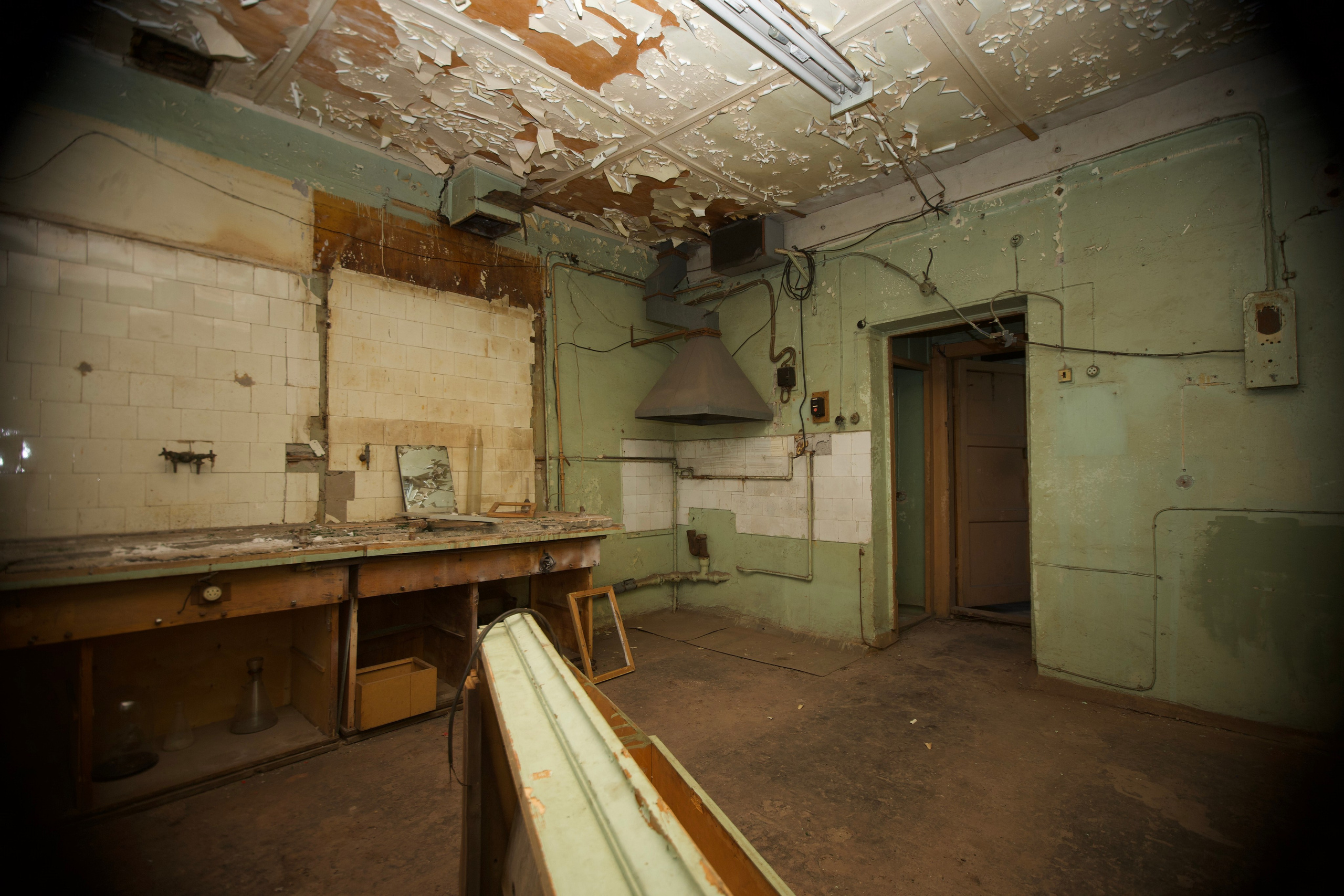 Котельная. Кино в НИИ СНЕГИРИ (Very Strong Place) — Москва