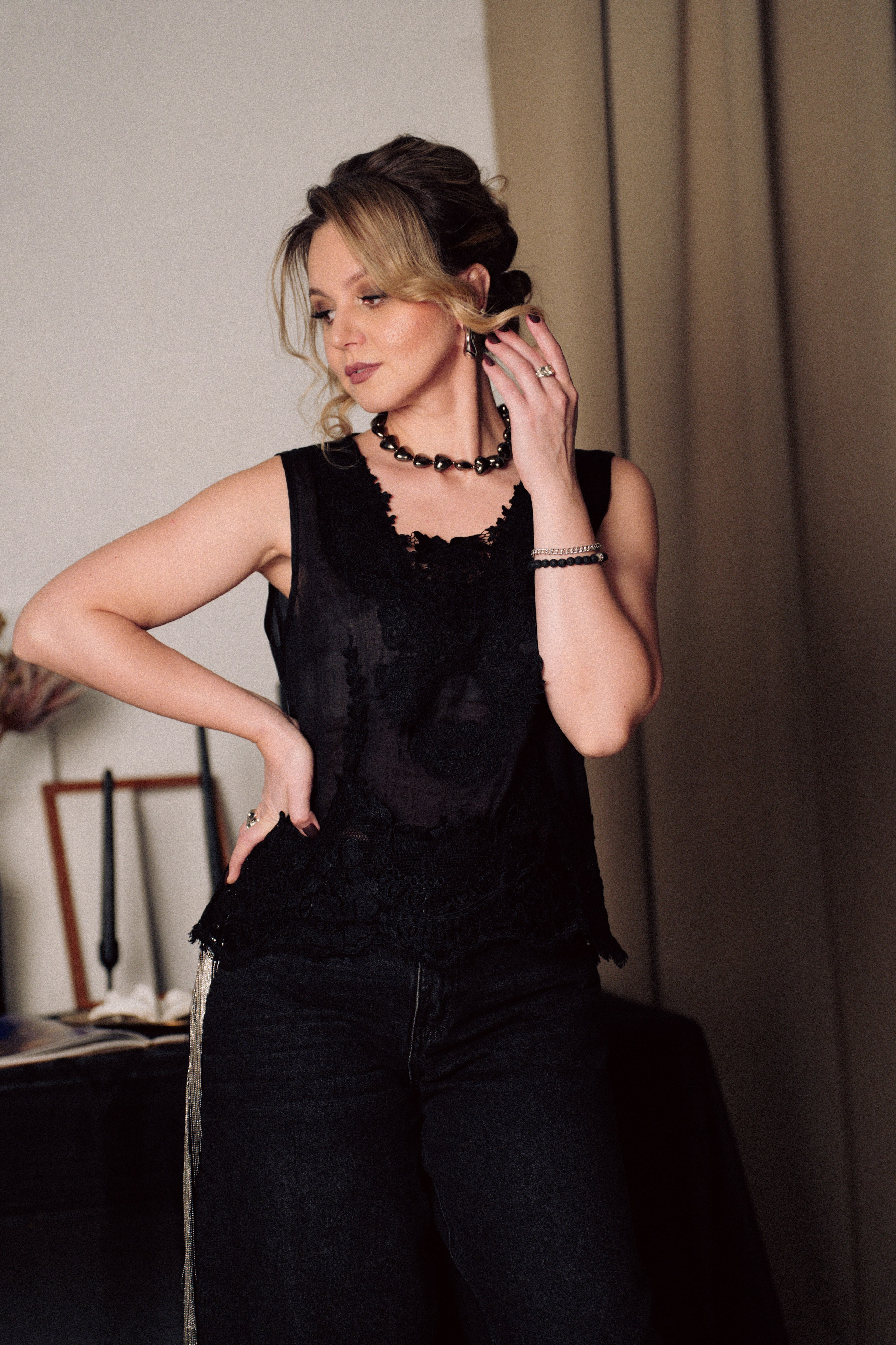 НОВОГОДНЯЯ ФОТОСЕСИИЯ В СТУДИИ ДЛЯ ДЕВУШКИ И ПРОГУЛКА ПО ЧЕРНЫШЕВСКОЙ. Профессиональный фотограф, Санкт-Петербург — Виктория Богомолова