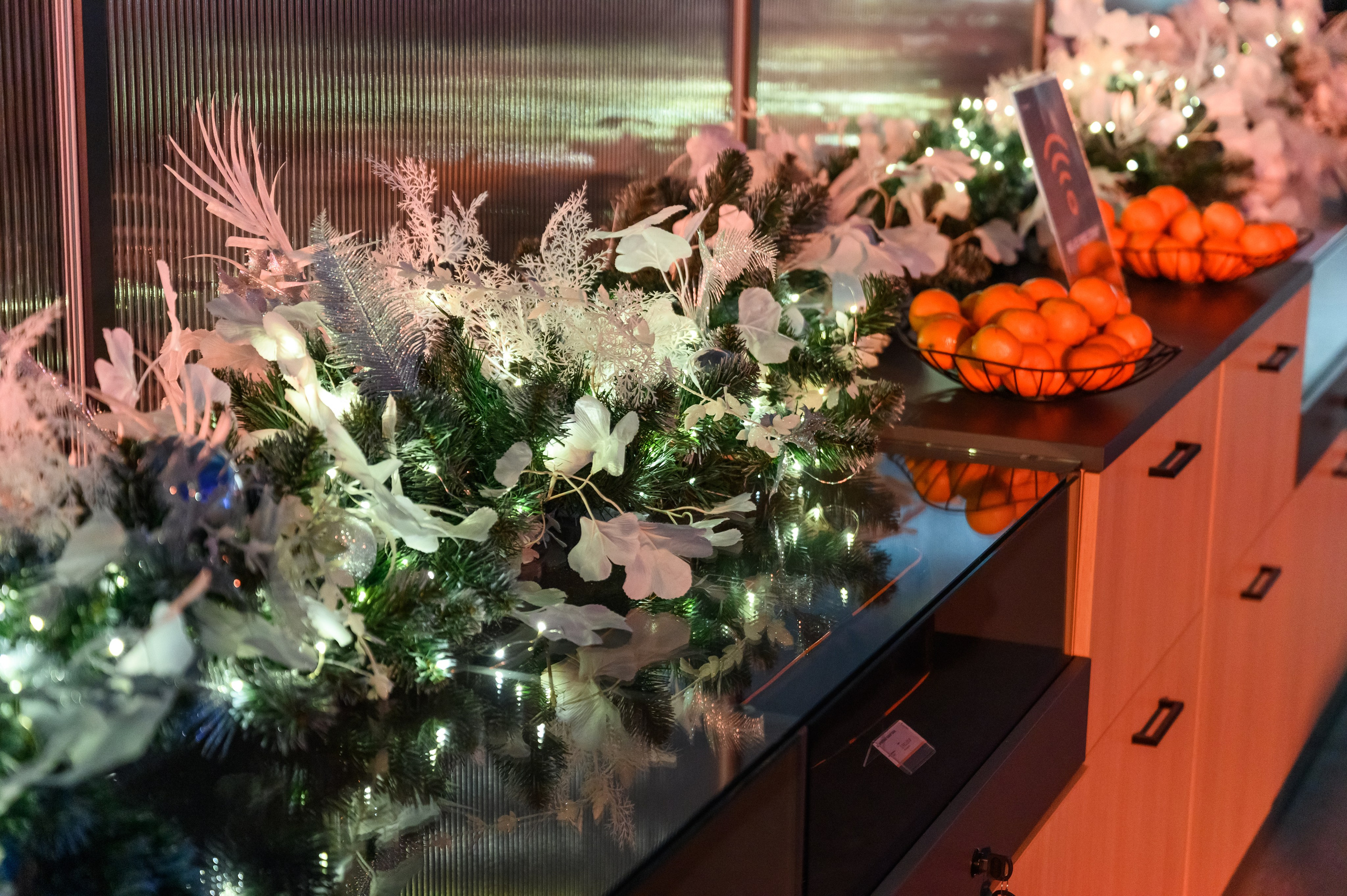 Автосалон Танк. Свадебный фотограф Москва Юрий Кульман