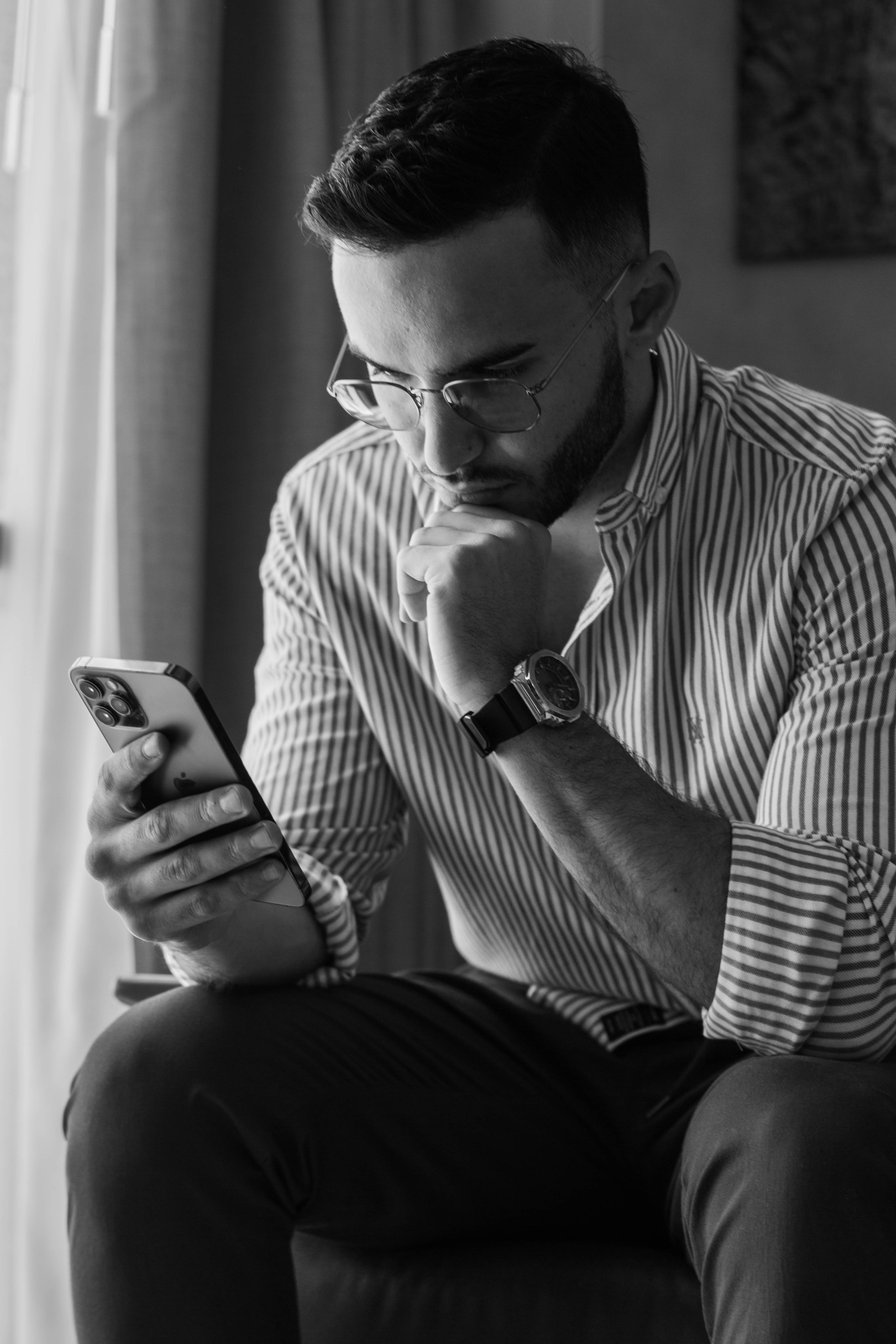 Anton. Business portrait in hotel
