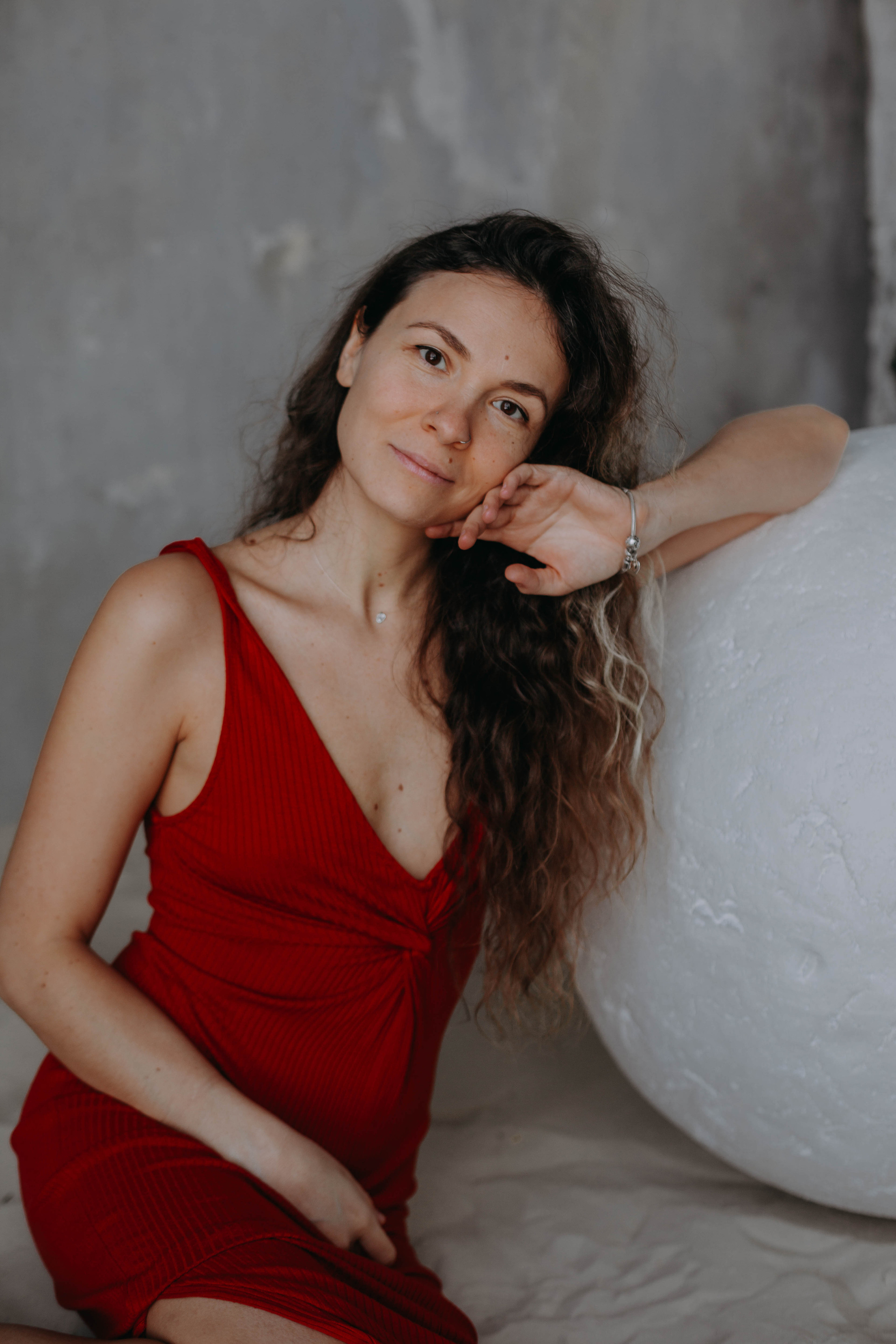 Studio Sand Portraits Dubai | Artistic Photography