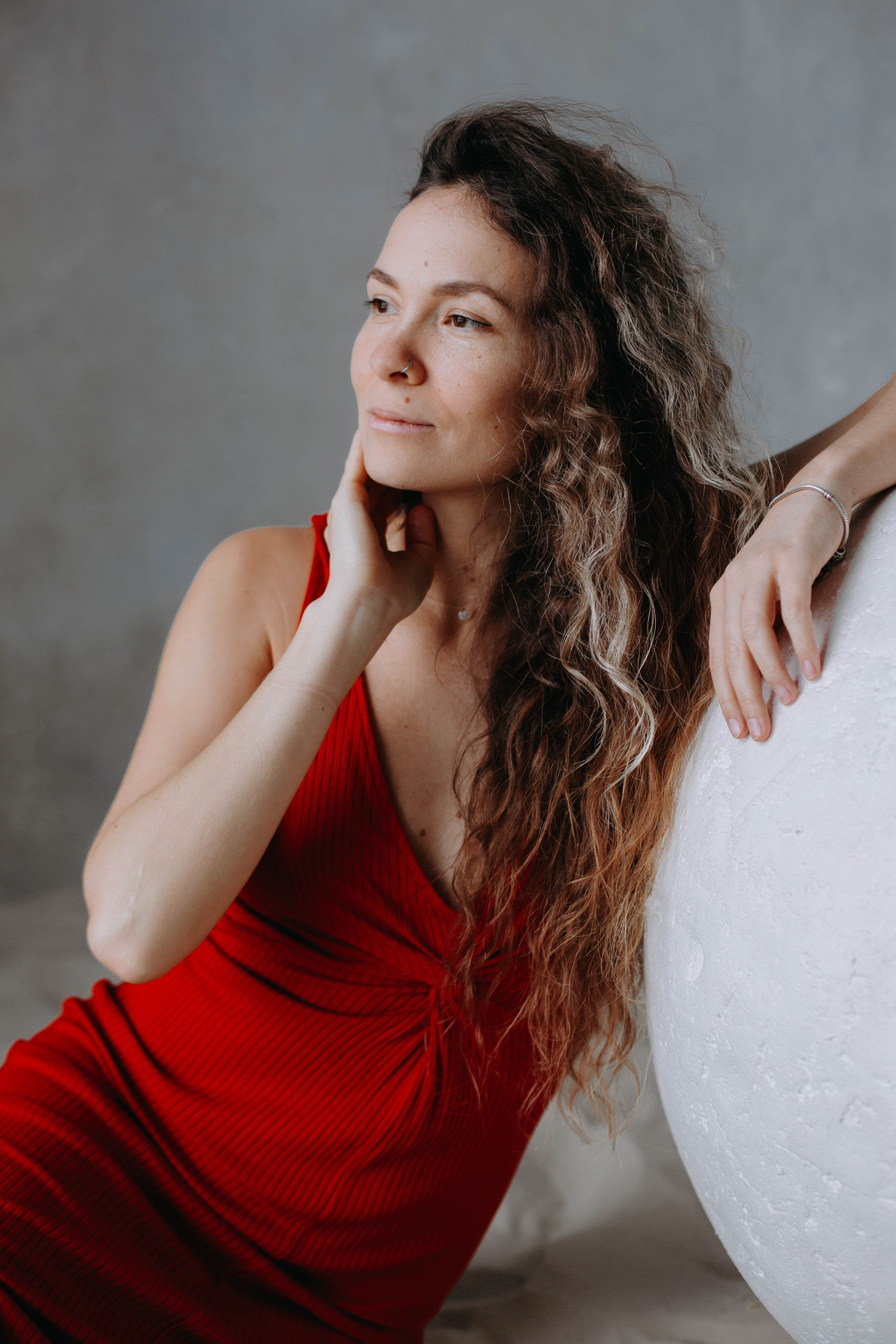 Studio Sand Portraits Dubai | Artistic Photography