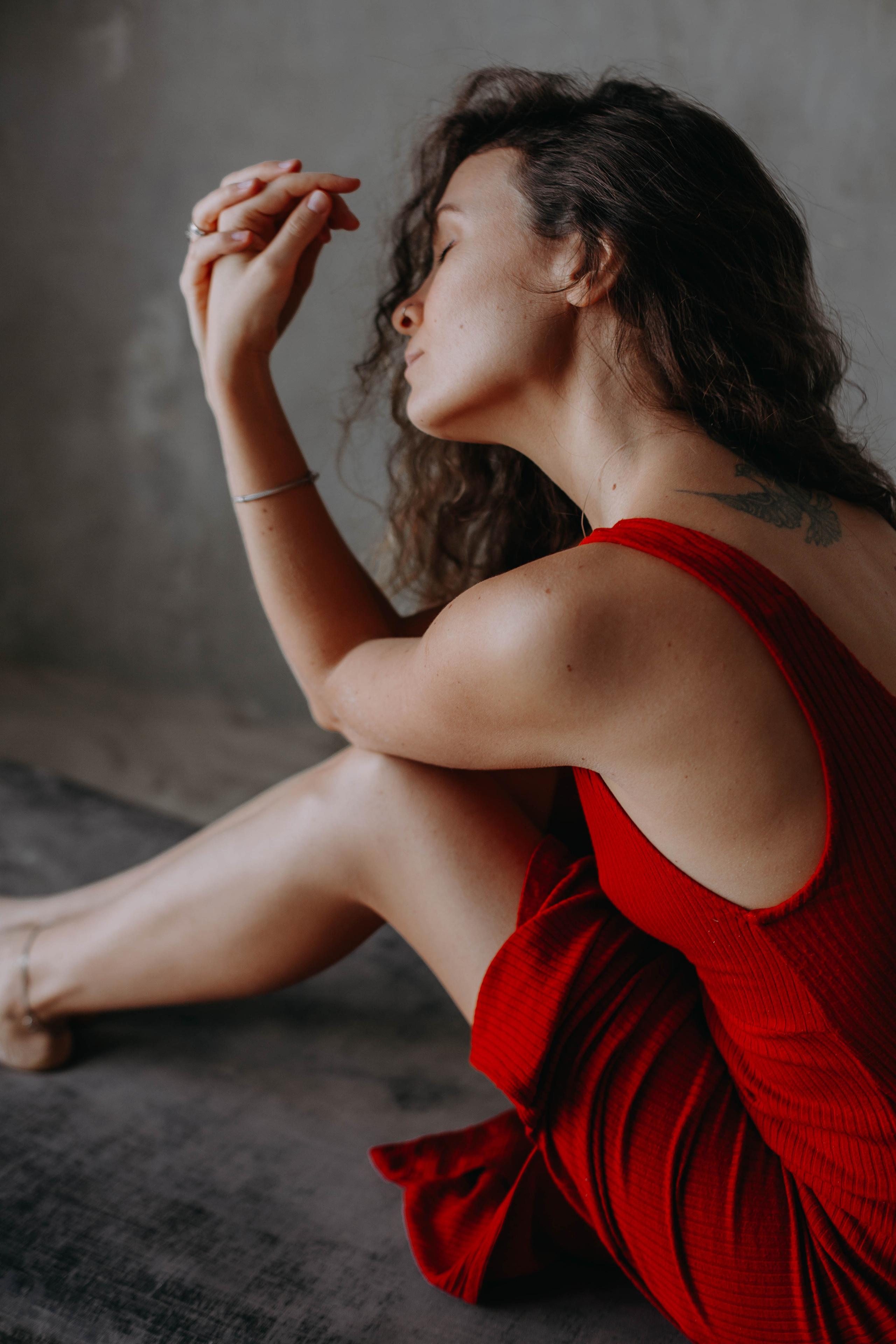 Studio Sand Portraits Dubai | Artistic Photography