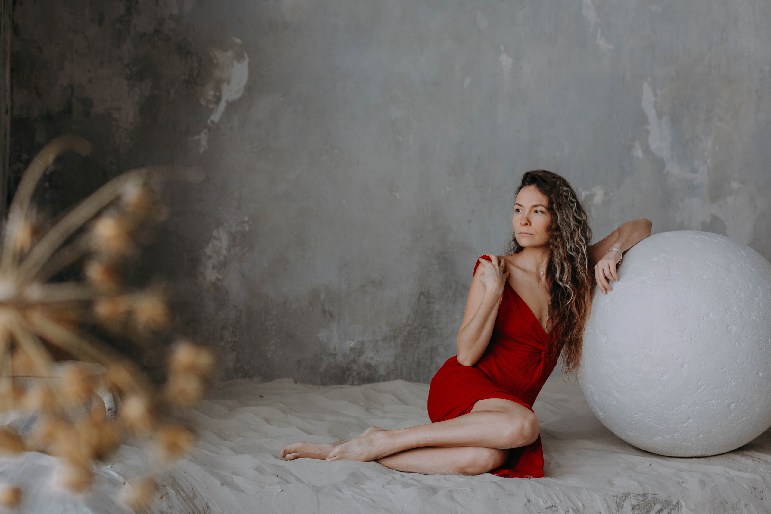 Studio Sand Portraits Dubai | Artistic Photography