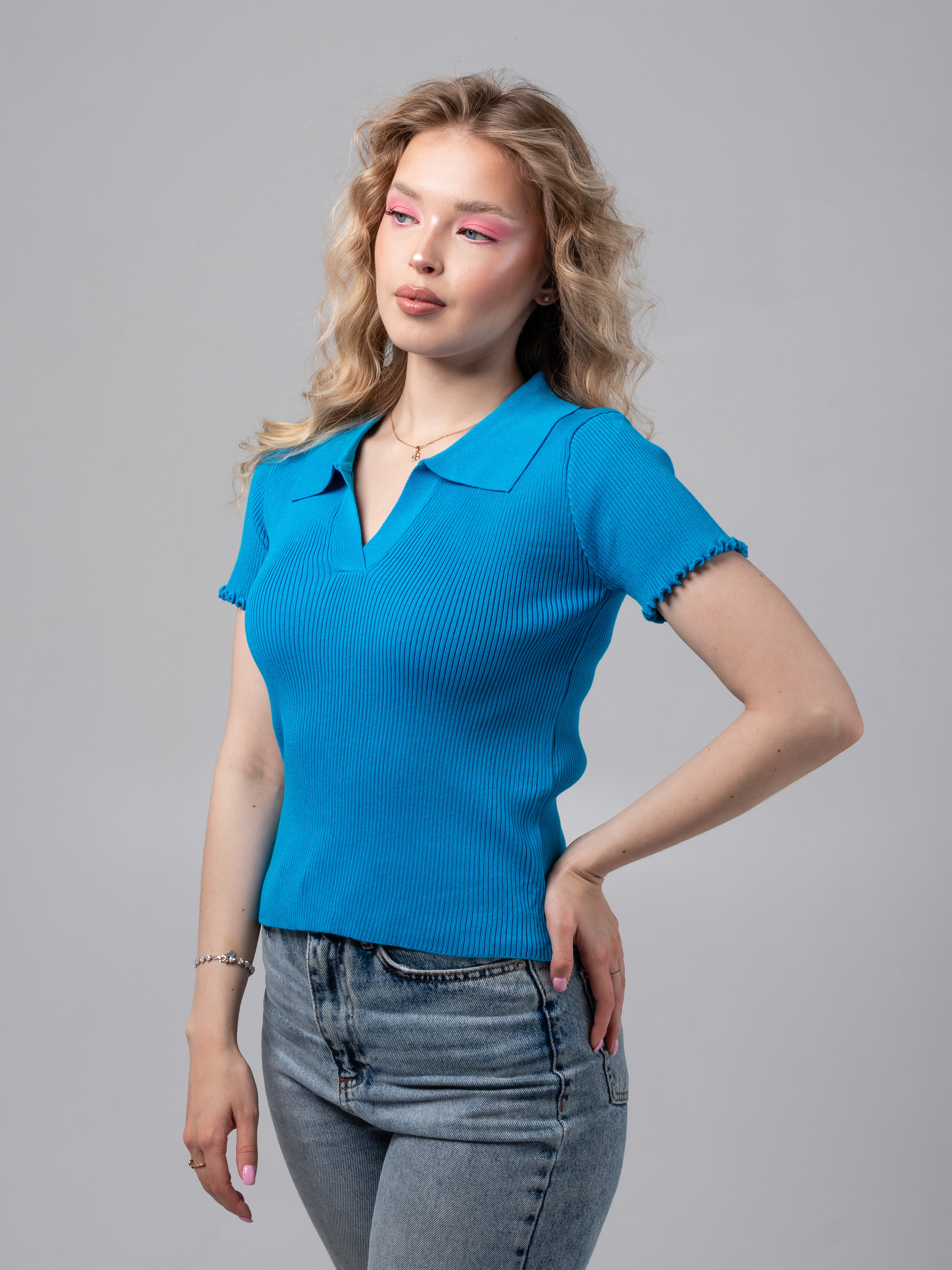 Костюм пляжный и футболка. Фотограф в Краснодаре Арина Кудряшова