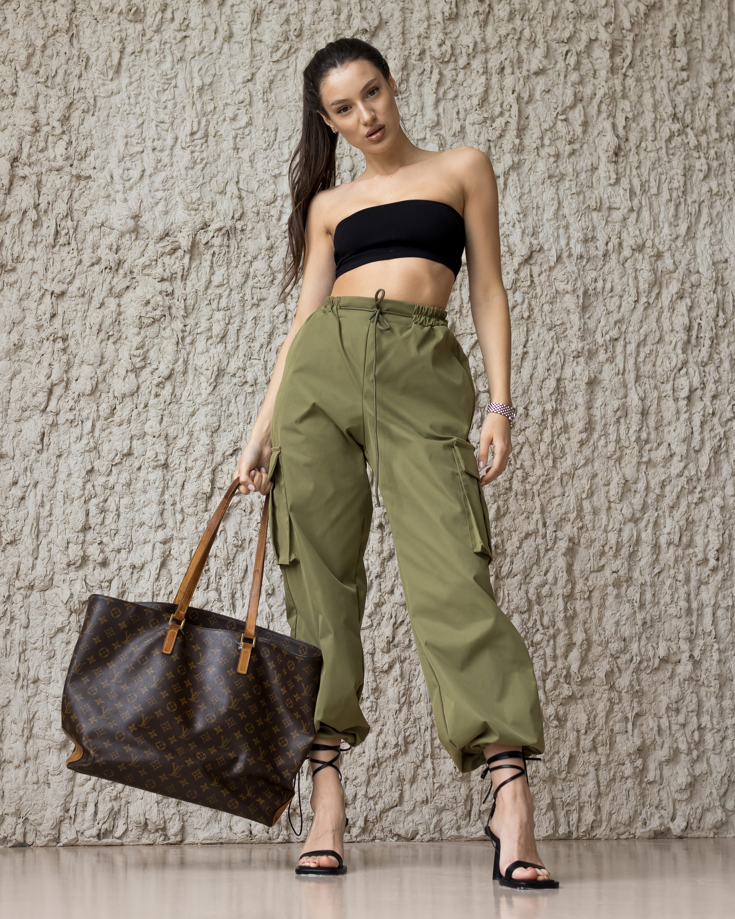 Карго и платье. Фотограф в Краснодаре Арина Кудряшова