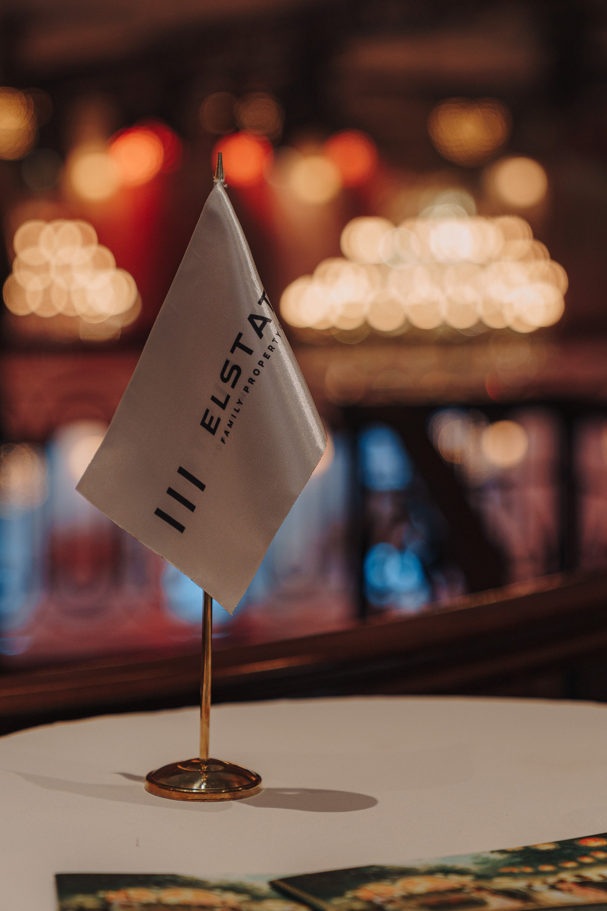 Бал на траве. Студия коммерческой фотографии в Москве и области