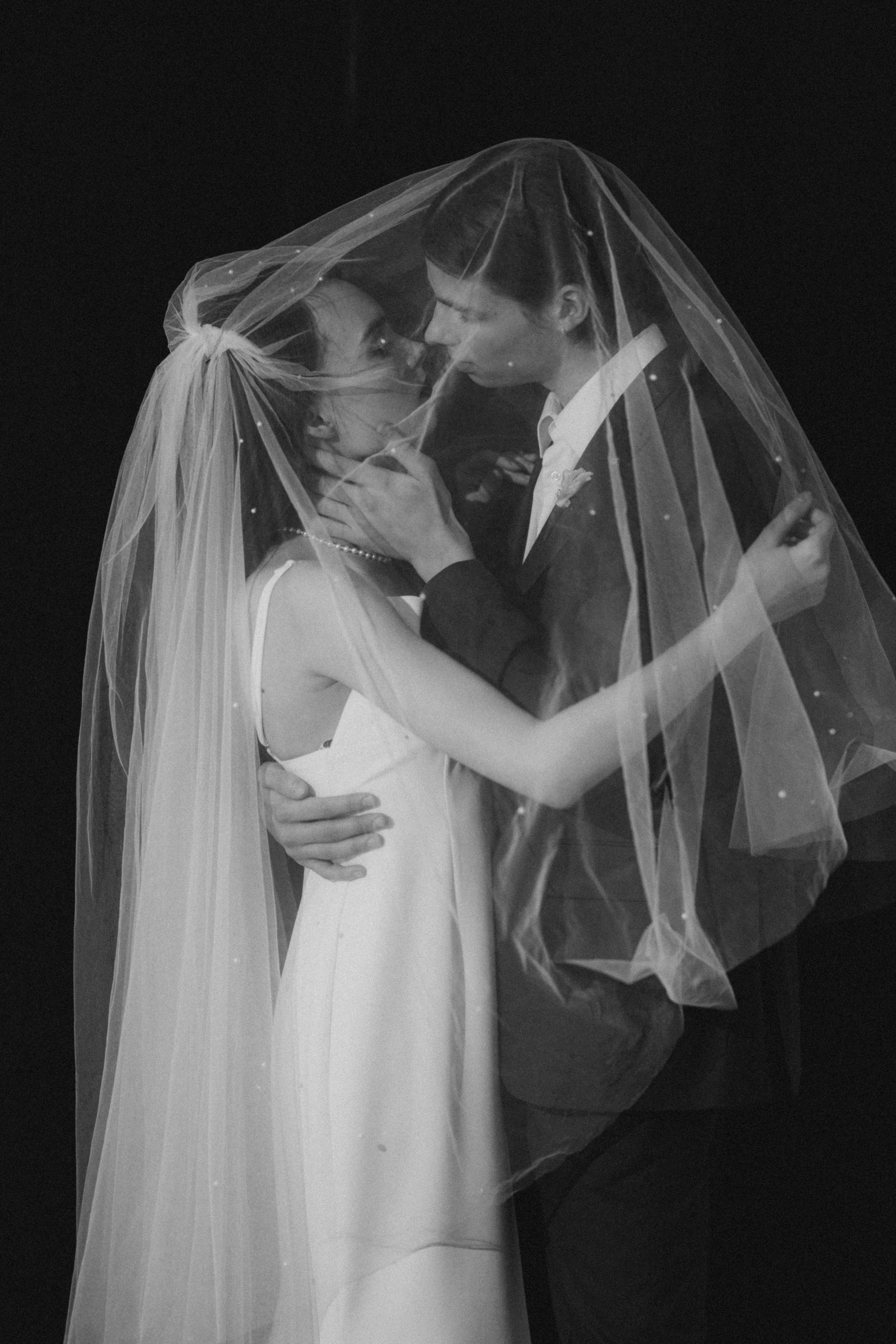 ЛУННЫЙ КАМЕНЬ