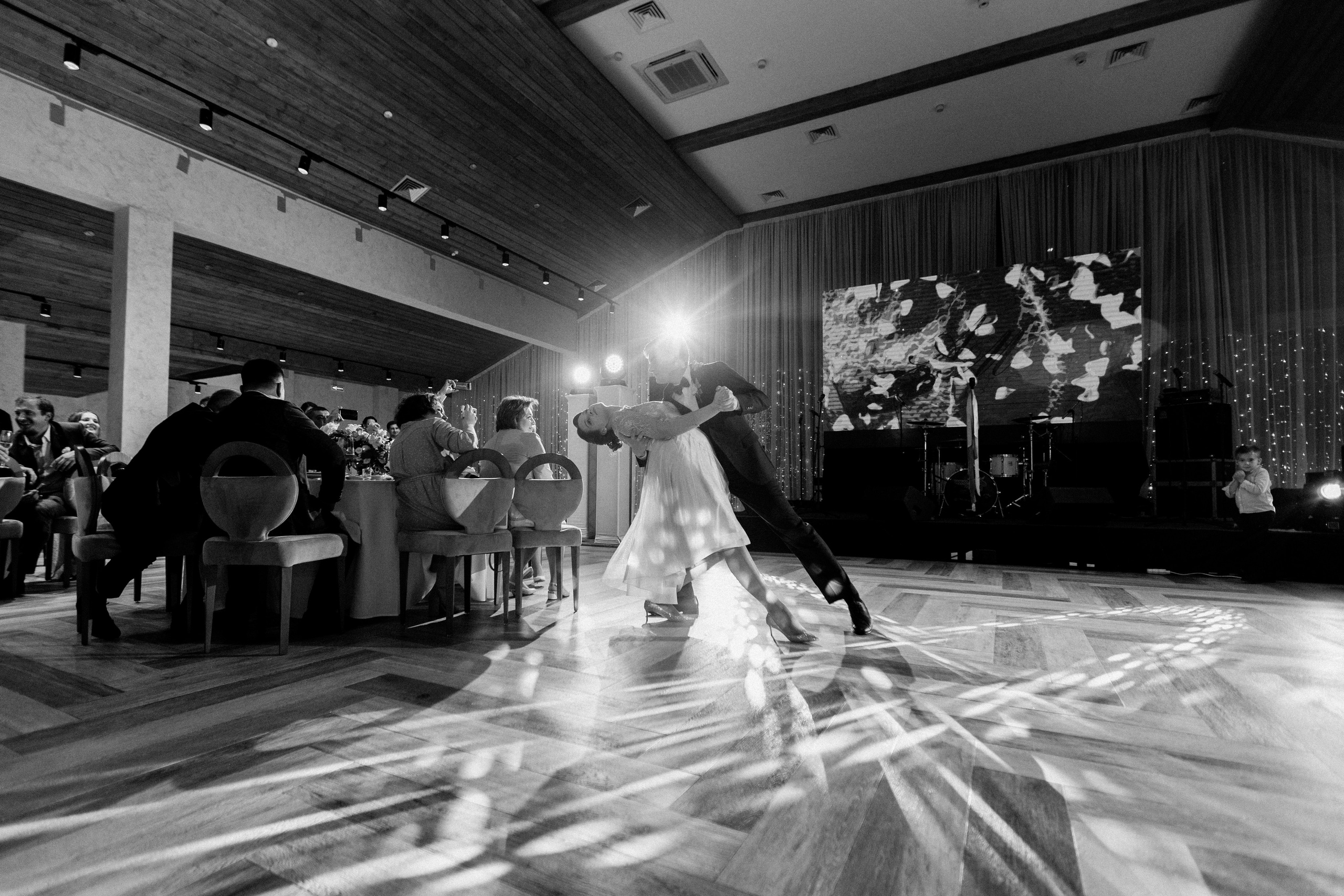 Свадьба в комплексе «Видная усадьба». Kirillova Studio — мастерская декора и событий Юли Кирилловой